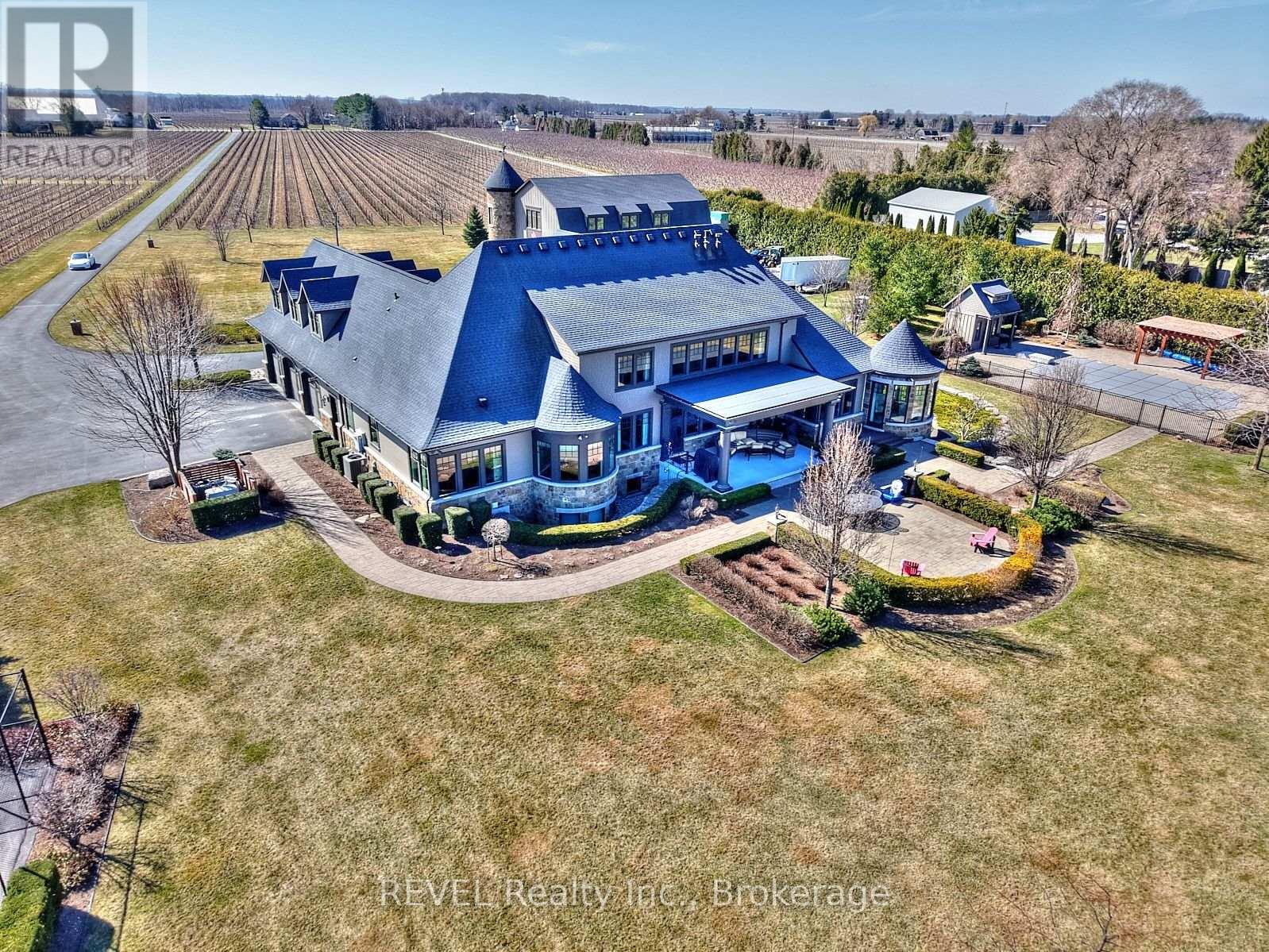 1234 Lakeshore Road N, Niagara-On-The-Lake (102 - Lakeshore), Ontario  L0S 1J0 - Photo 5 - X12061419