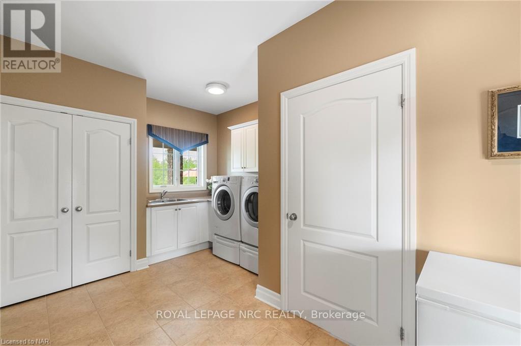 5045 Michener Road, Fort Erie (337 - Crystal Beach), Ontario  L0S 1R0 - Photo 25 - X12063281