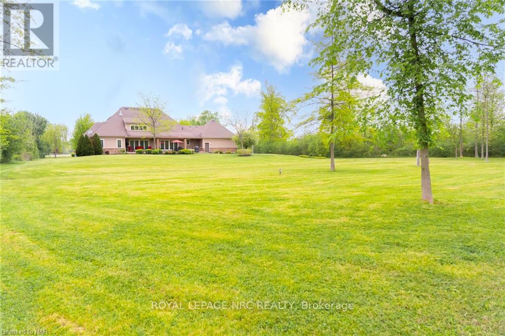 5045 Michener Road, Fort Erie (337 - Crystal Beach), Ontario  L0S 1R0 - Photo 38 - X12063281