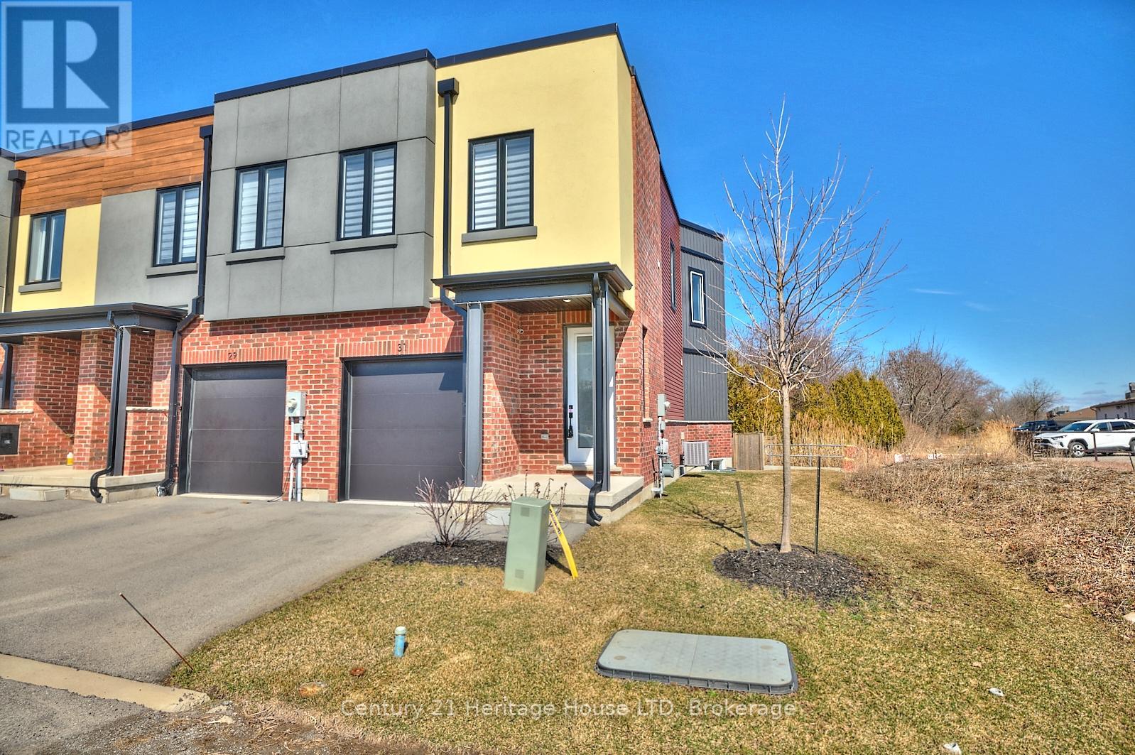 31 - 1465 Station Street, Pelham (662 - Fonthill), Ontario  L0S 1E3 - Photo 2 - X12063571