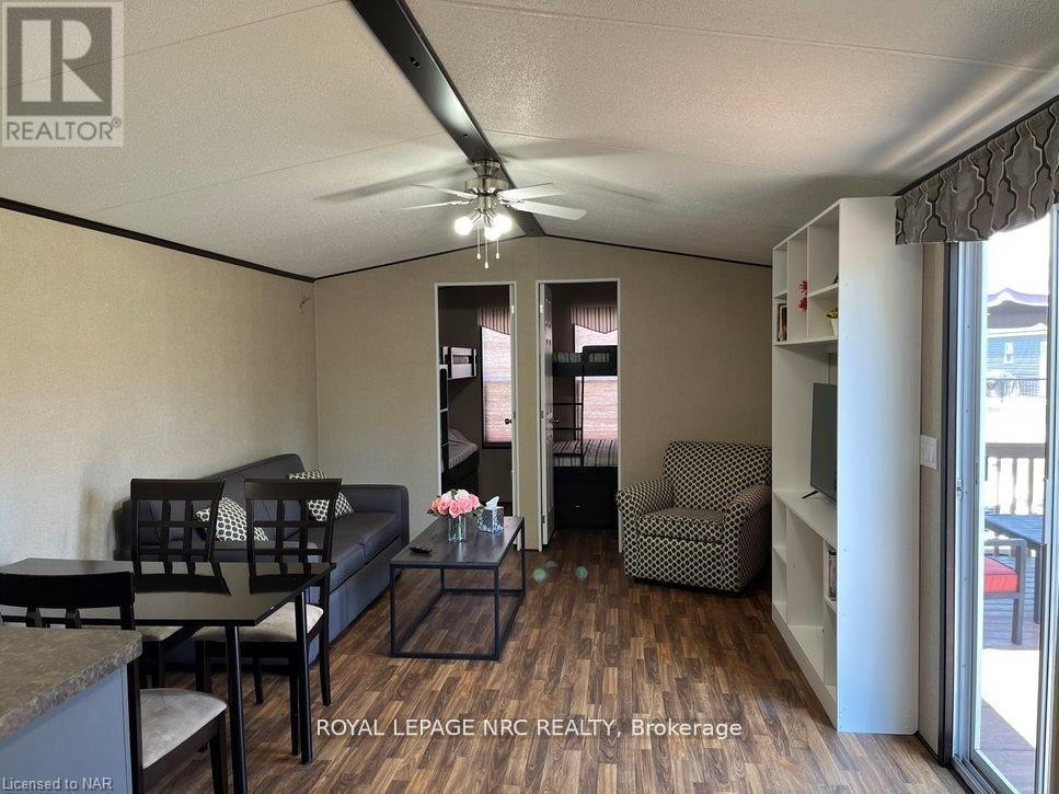 205 - 1501 Line 8 Road, Niagara-On-The-Lake (106 - Queenston), Ontario  L0S 1J0 - Photo 4 - X12064889