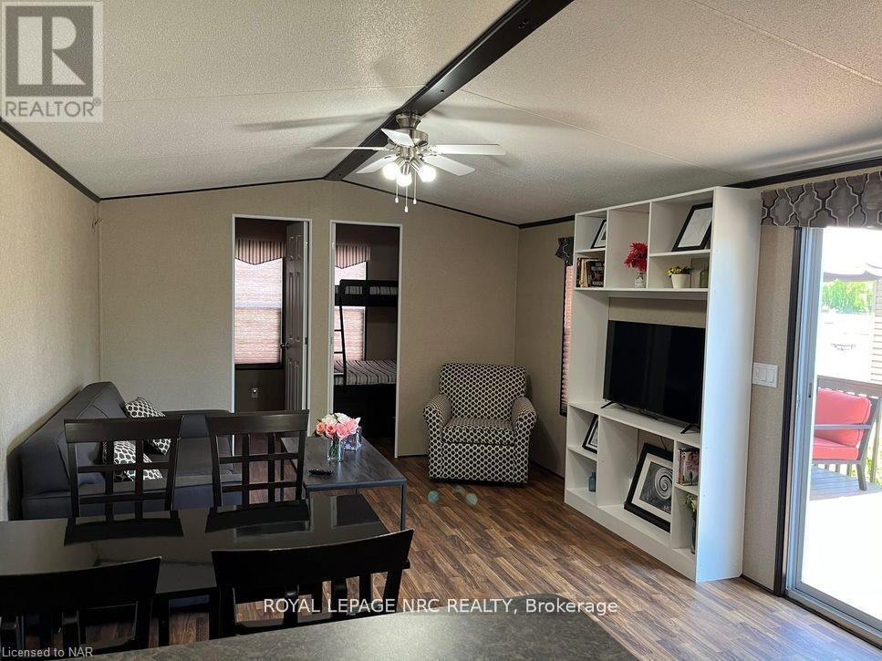 205 - 1501 Line 8 Road, Niagara-On-The-Lake (106 - Queenston), Ontario  L0S 1J0 - Photo 6 - X12064889