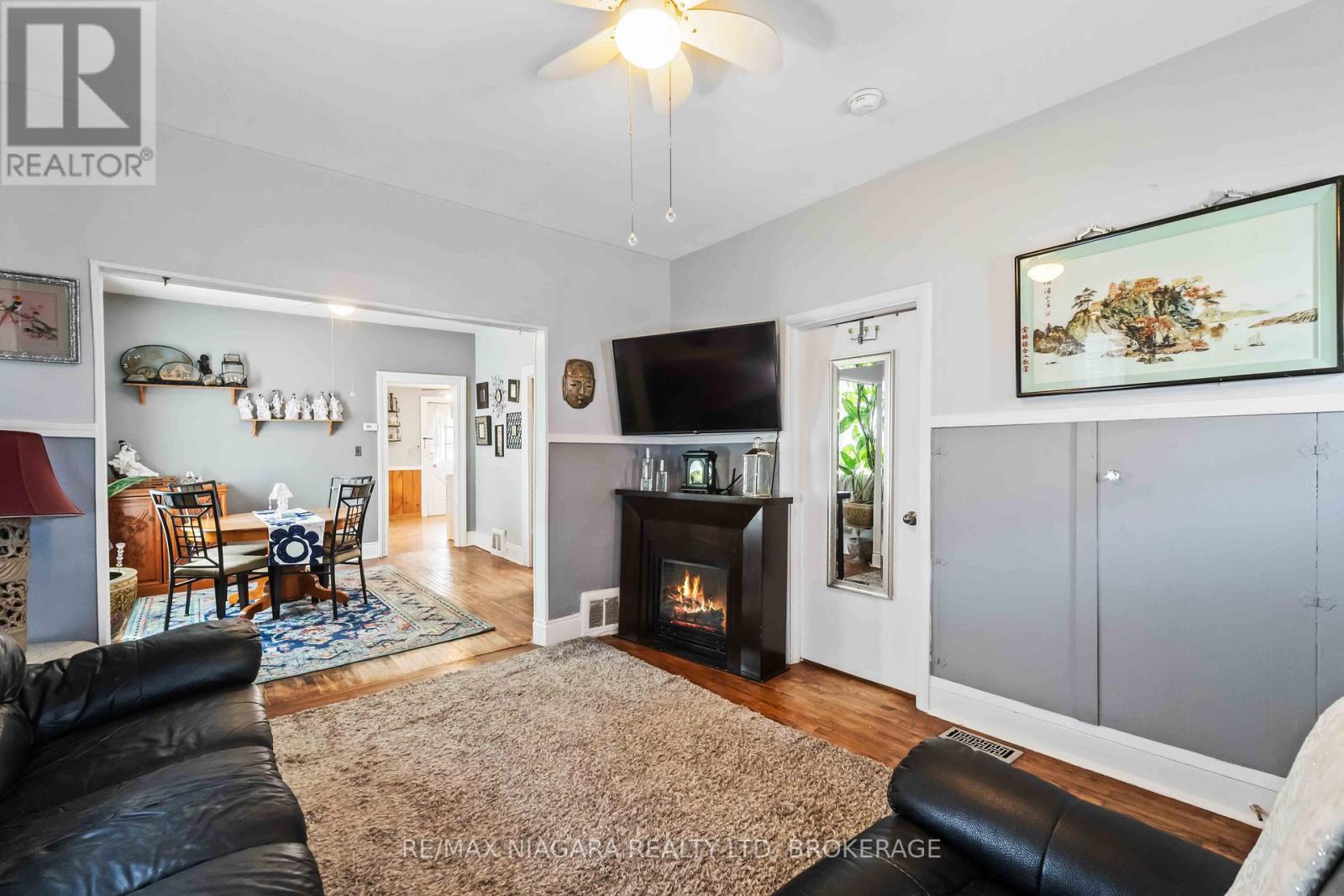 4670 Huron Street, Niagara Falls (Downtown), Ontario  L2E 2H8 - Photo 3 - X12071047