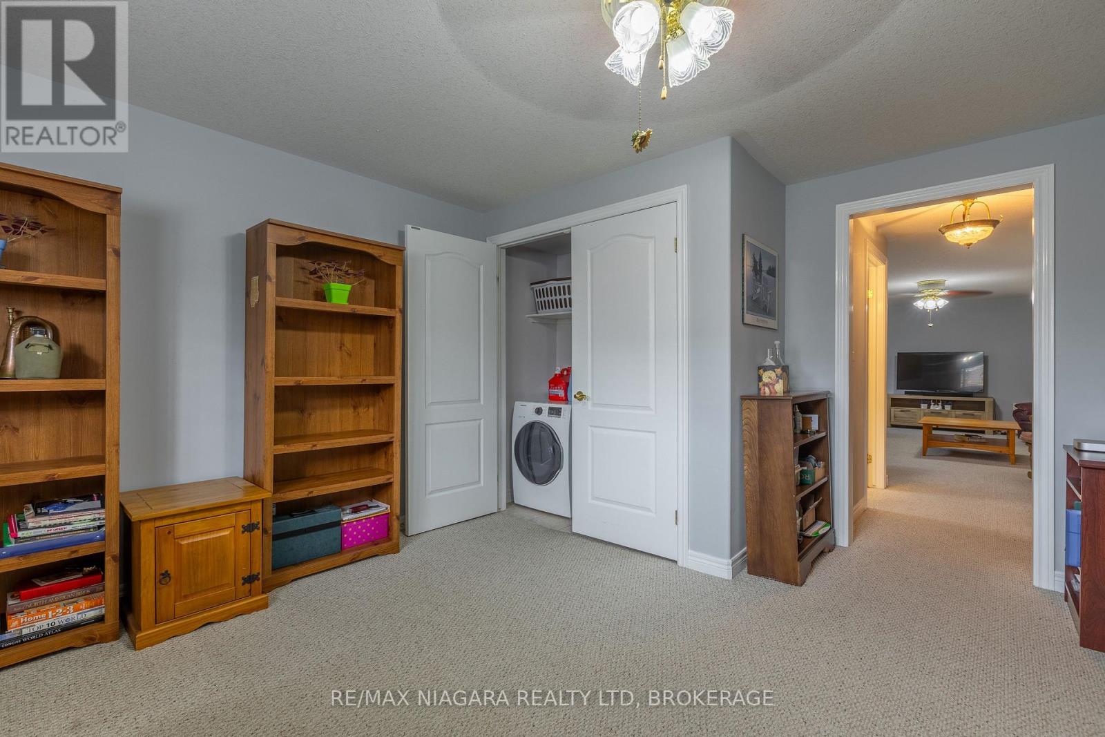 15 Lea Crescent, Welland (769 - Prince Charles), Ontario  L3C 7J6 - Photo 26 - X12072689