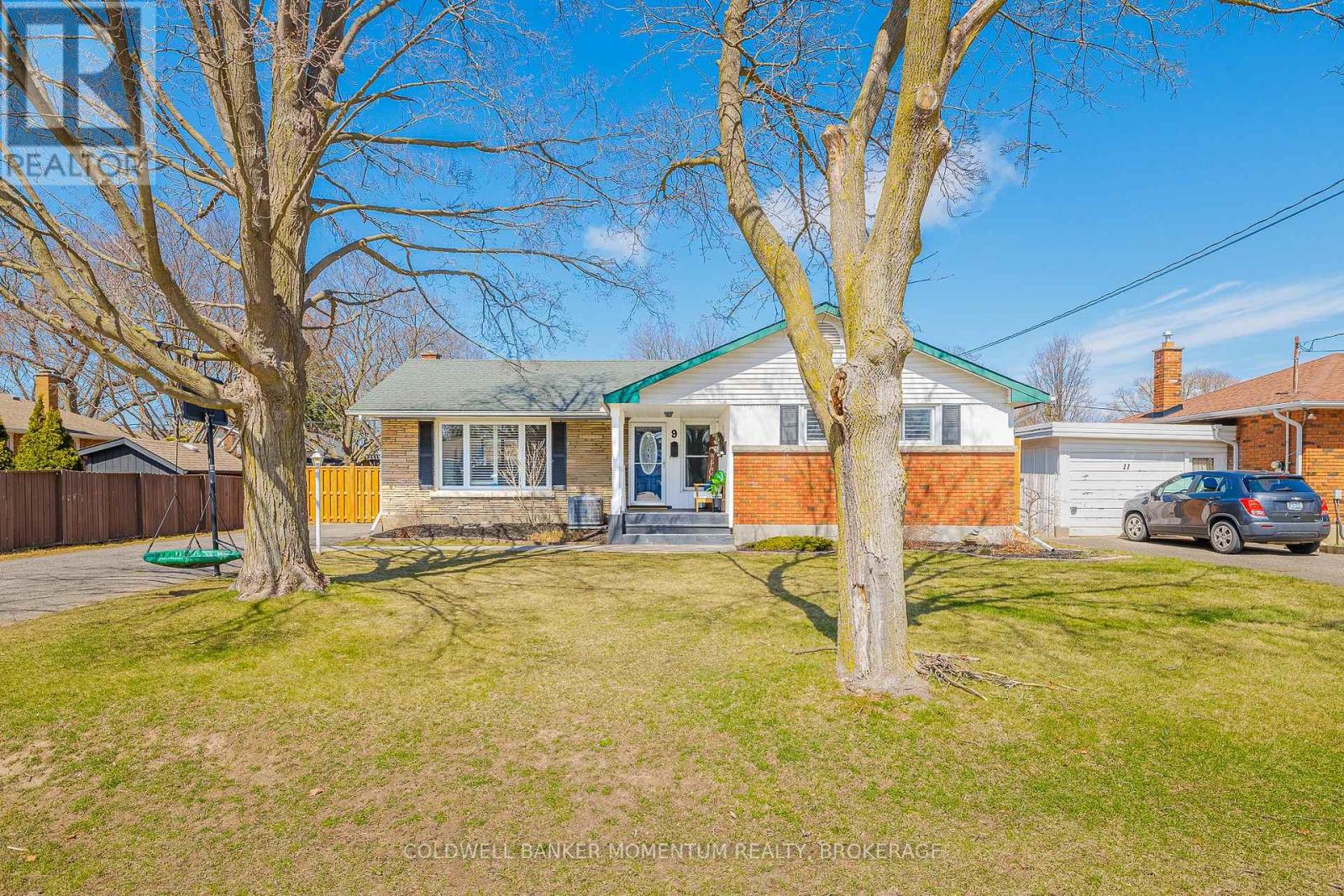 9 BESSBOROUGH DRIVE, st. catharines (bunting/linwell), Ontario