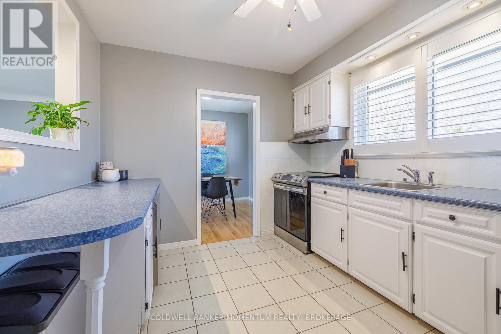 9 Bessborough Drive, St. Catharines (Bunting/linwell), Ontario  L2M 3G3 - Photo 12 - X12073785