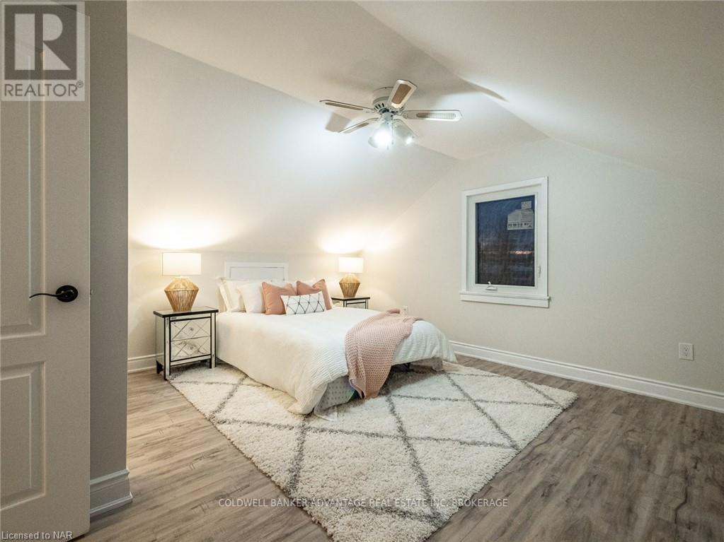 Upper Unit - 181 Thorold Road, Welland (769 - Prince Charles), Ontario  L3C 3V8 - Photo 7 - X12074055