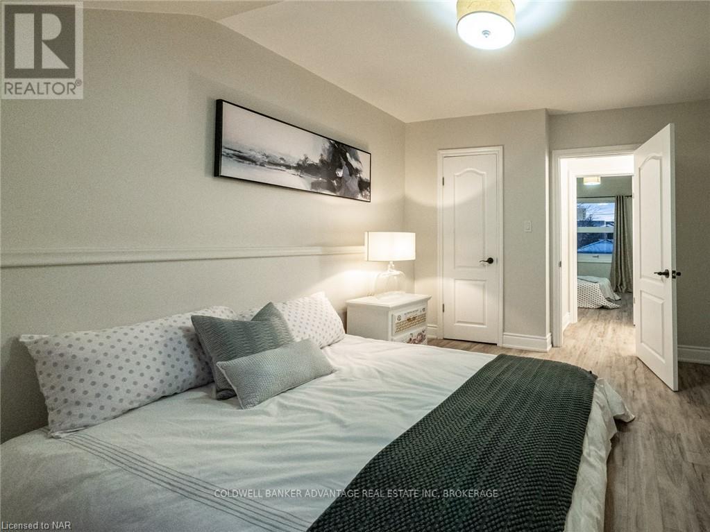 Upper Unit - 181 Thorold Road, Welland (769 - Prince Charles), Ontario  L3C 3V8 - Photo 8 - X12074055