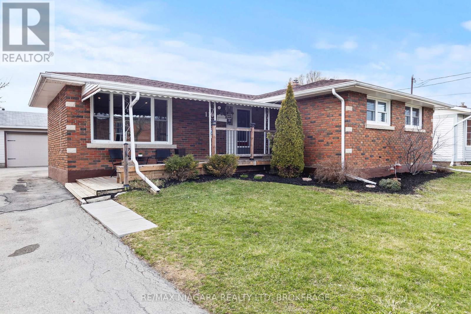 110 AFTON AVENUE, welland (773 - lincoln/crowland), Ontario
