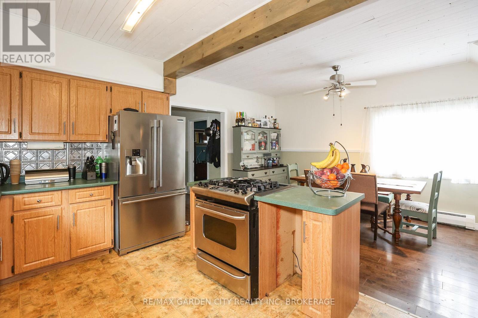 543 King Street, Welland (773 - Lincoln/crowland), Ontario  L3B 3K9 - Photo 14 - X12077900
