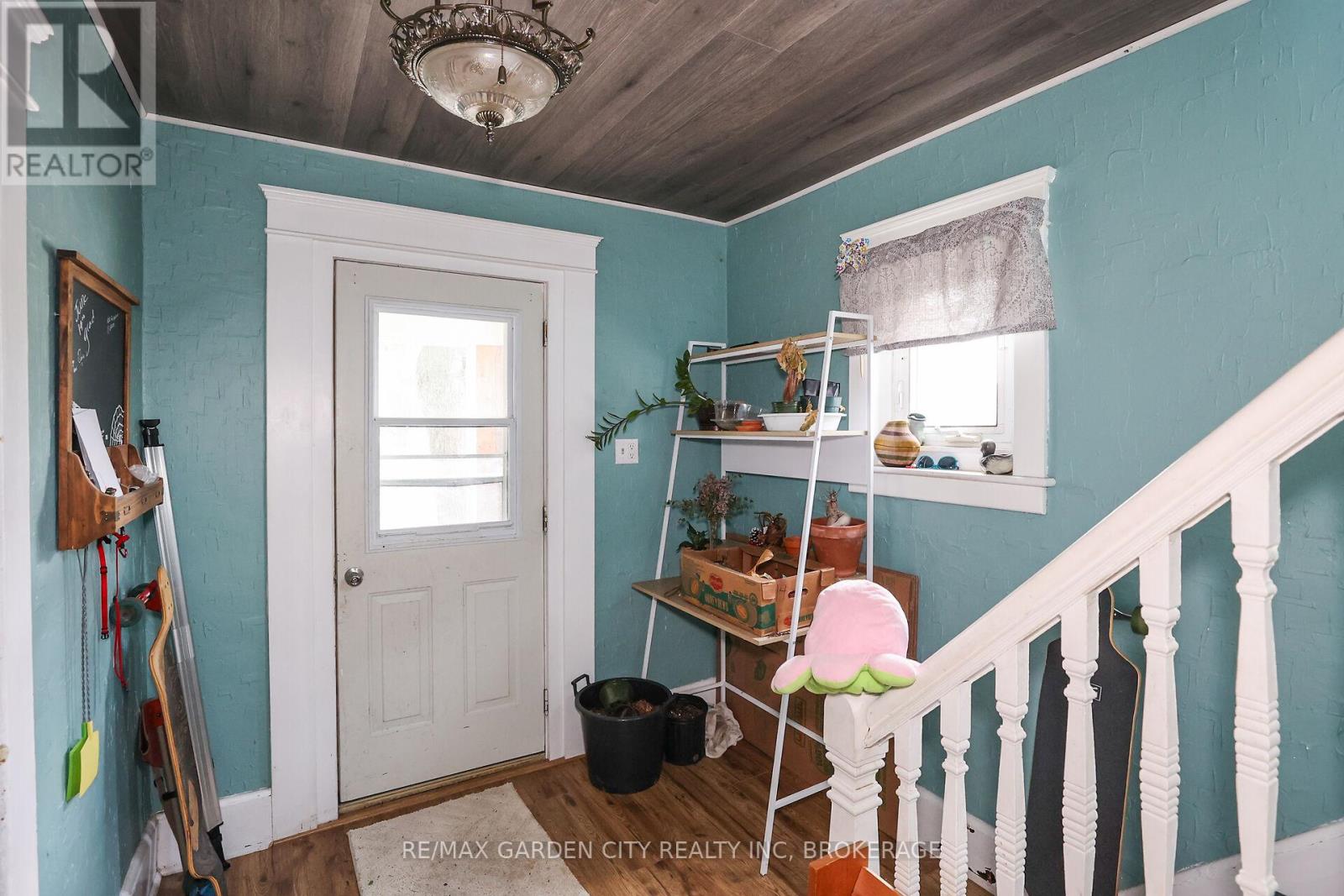 539 King Street, Welland (773 - Lincoln/crowland), Ontario  L3B 3K9 - Photo 5 - X12077903