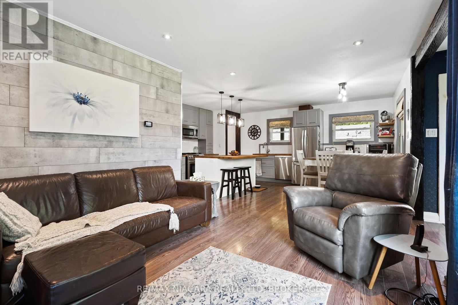 908 Netherby Road, Welland (765 - Cooks Mills), Ontario  L3B 5N7 - Photo 8 - X12078581