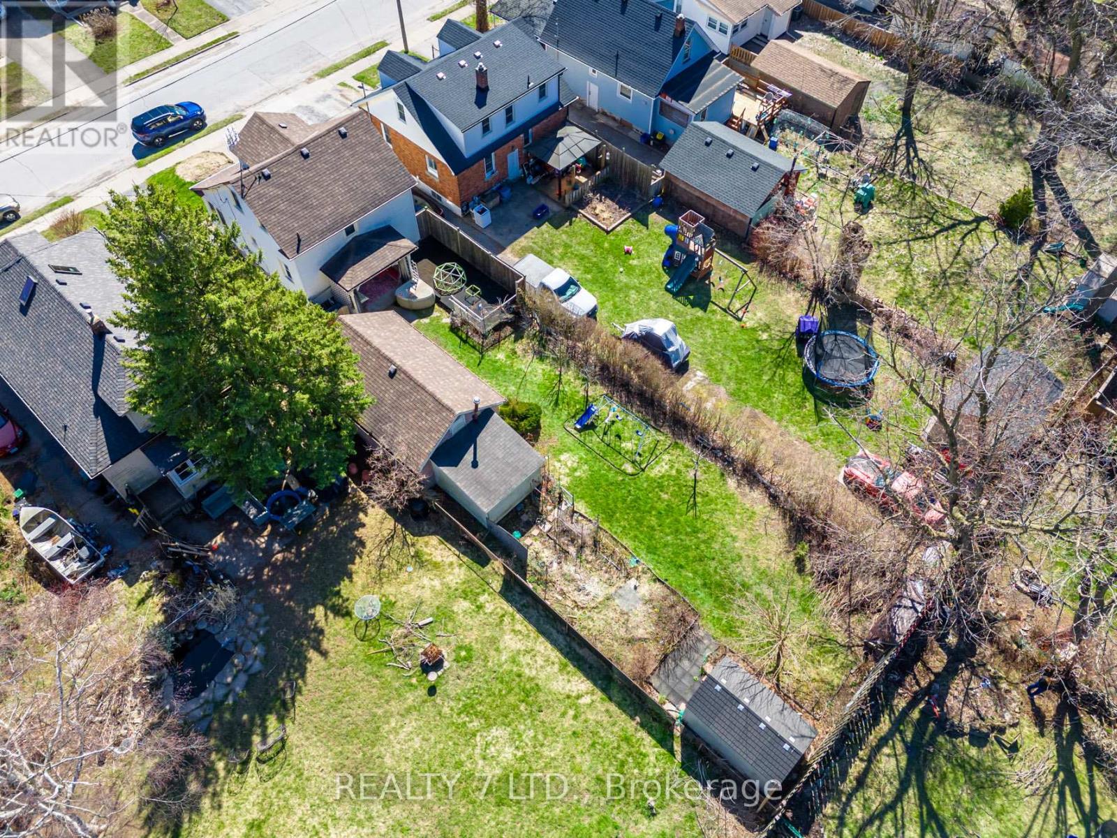 5917 Symmes Street, Niagara Falls (Dorchester), Ontario  L2G 2G4 - Photo 29 - X12081143