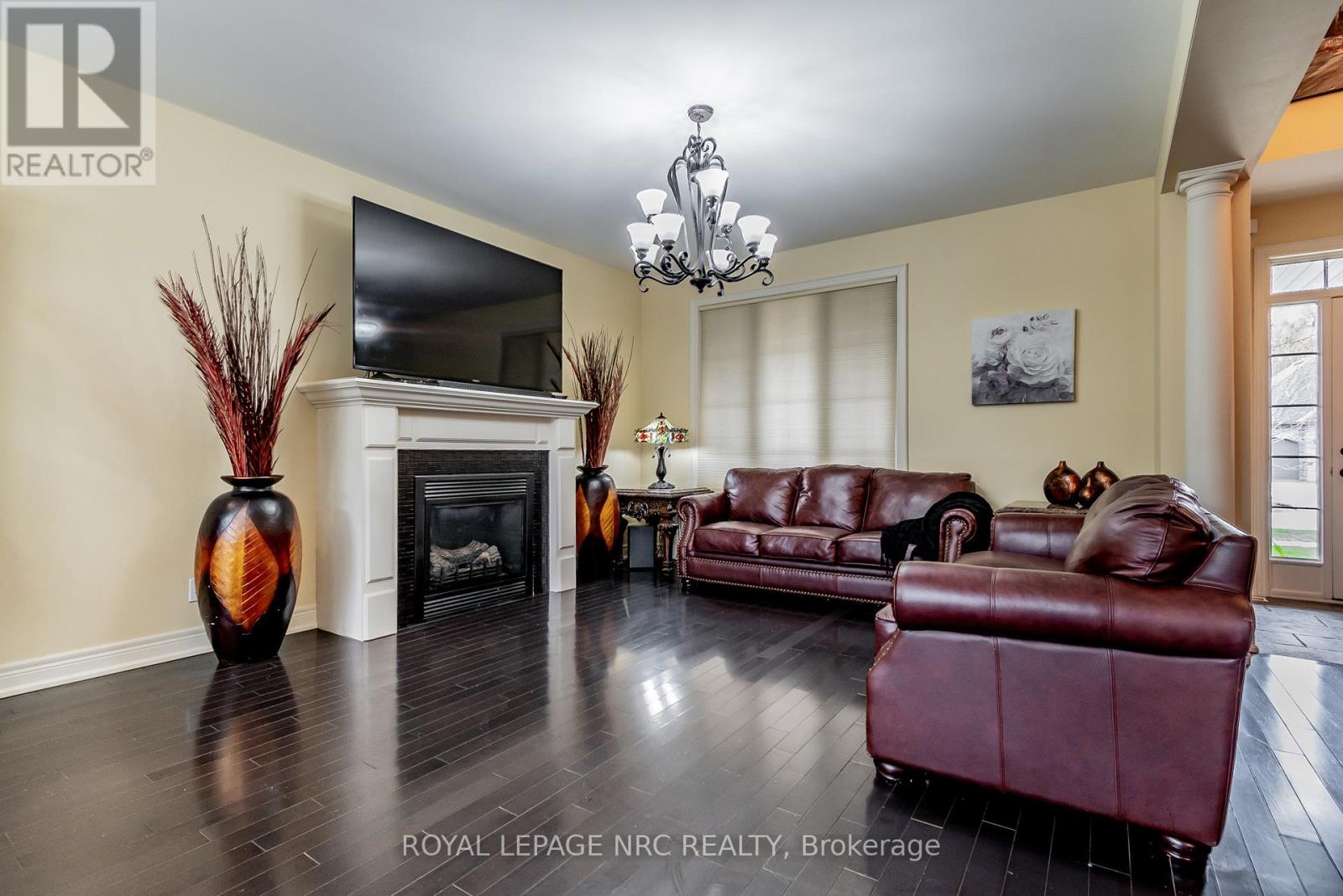 5 Martha Court, Pelham (Fenwick), Ontario  L0S 1C0 - Photo 13 - X12086243