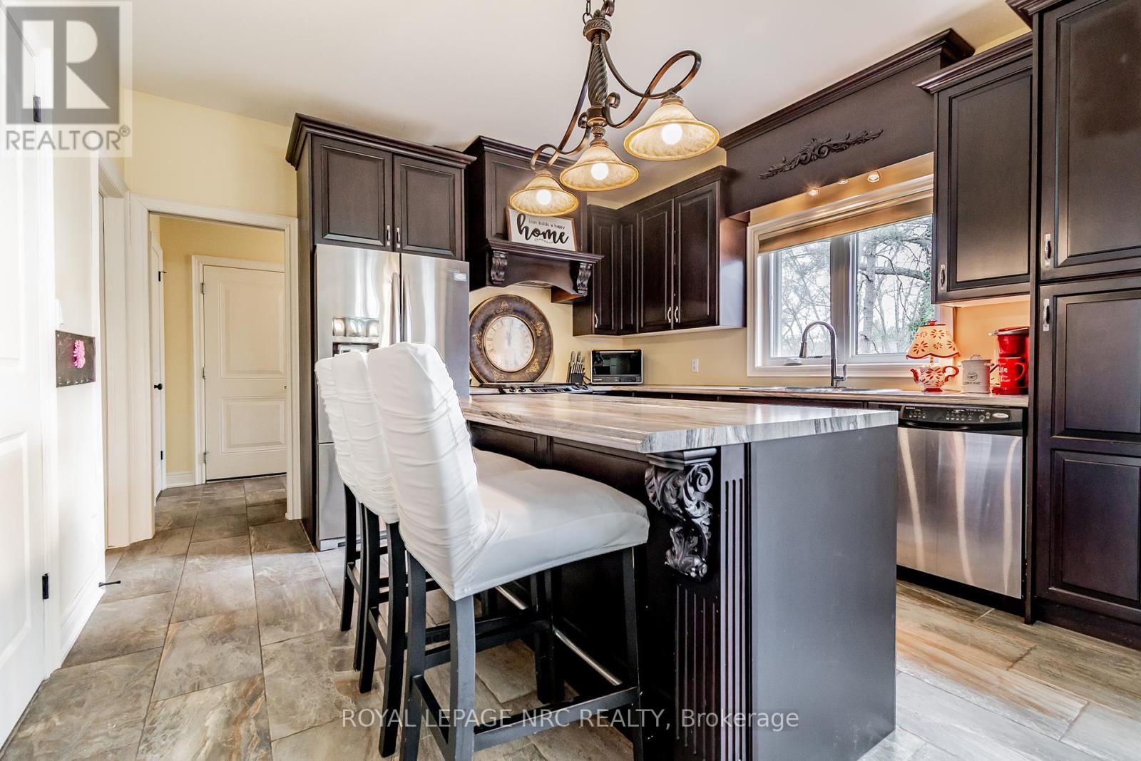 5 Martha Court, Pelham (Fenwick), Ontario  L0S 1C0 - Photo 18 - X12086243