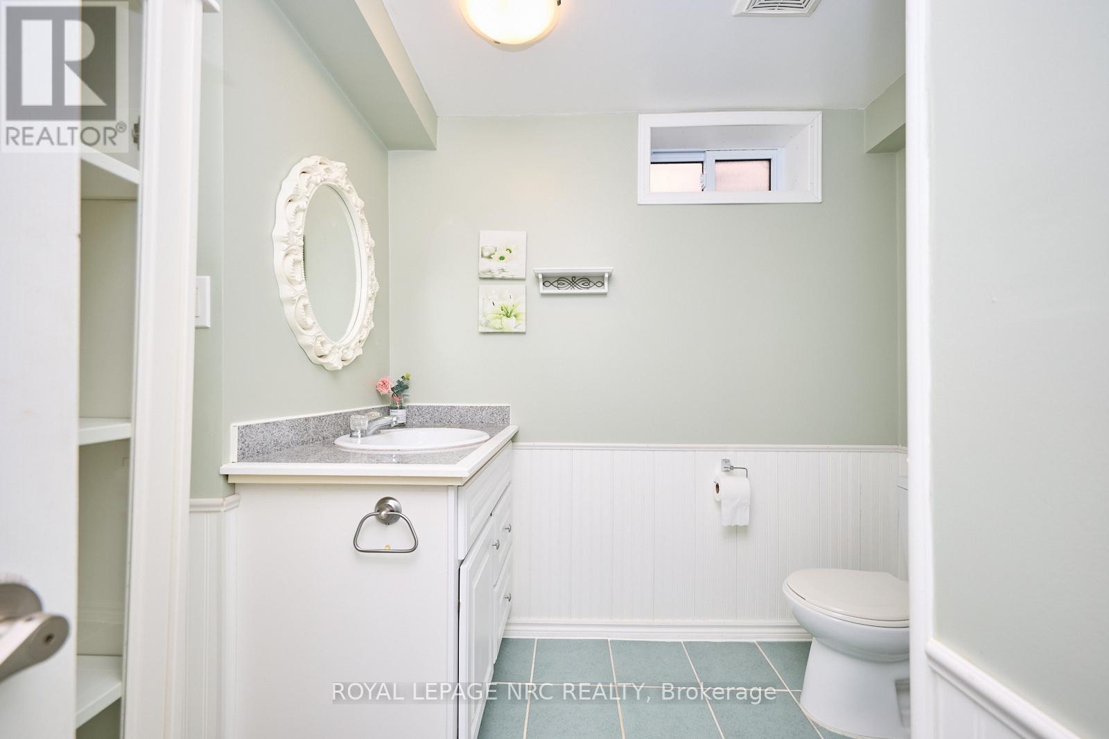 61 Mcdonagh Crescent, Thorold (Confederation Heights), Ontario  L2V 4S4 - Photo 30 - X12092351