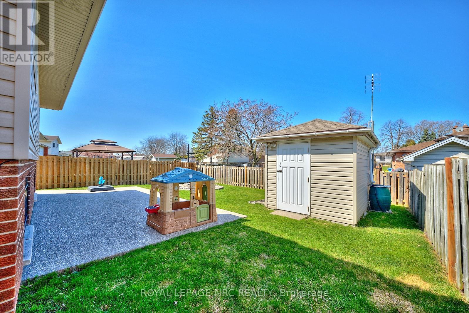 61 Mcdonagh Crescent, Thorold (Confederation Heights), Ontario  L2V 4S4 - Photo 32 - X12092351