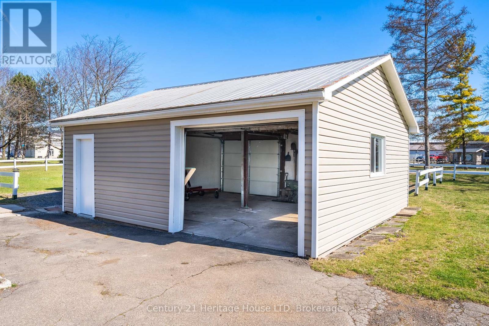 31969 Feeder Road W, Wainfleet (Marshville/winger), Ontario  L0S 1V0 - Photo 14 - X12102851