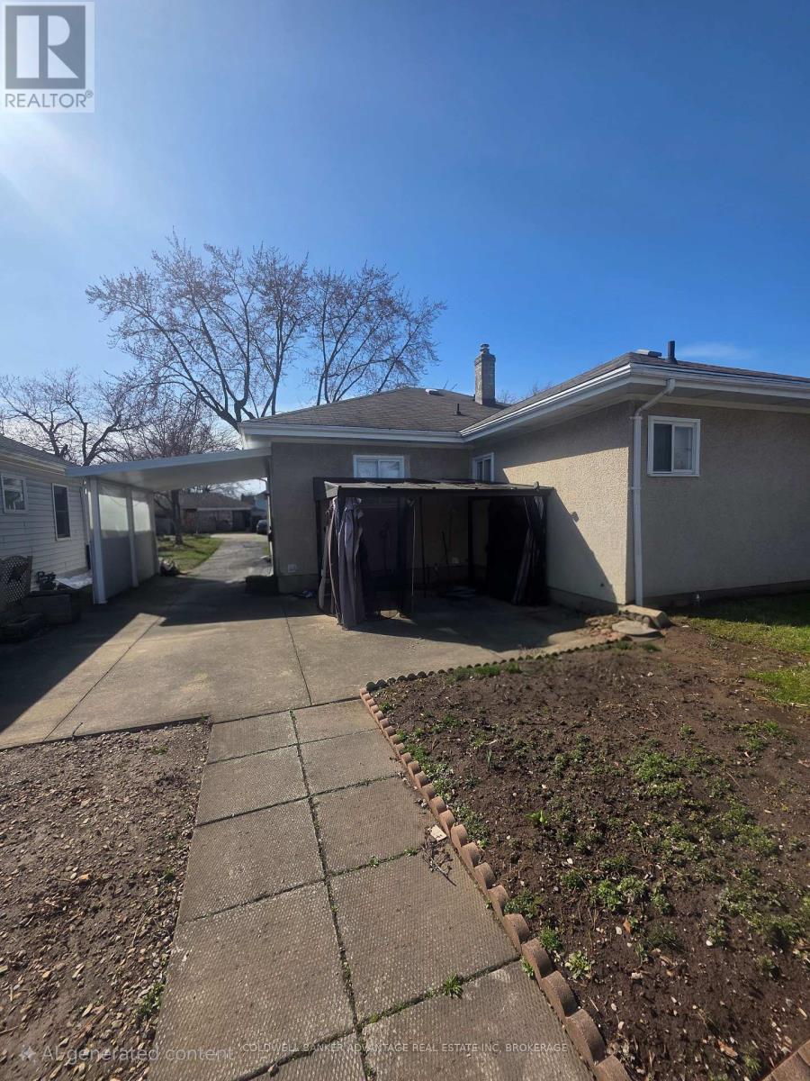 68 Cameron Avenue W, Welland (Lincoln/crowland), Ontario  L3B 1K2 - Photo 22 - X12102860