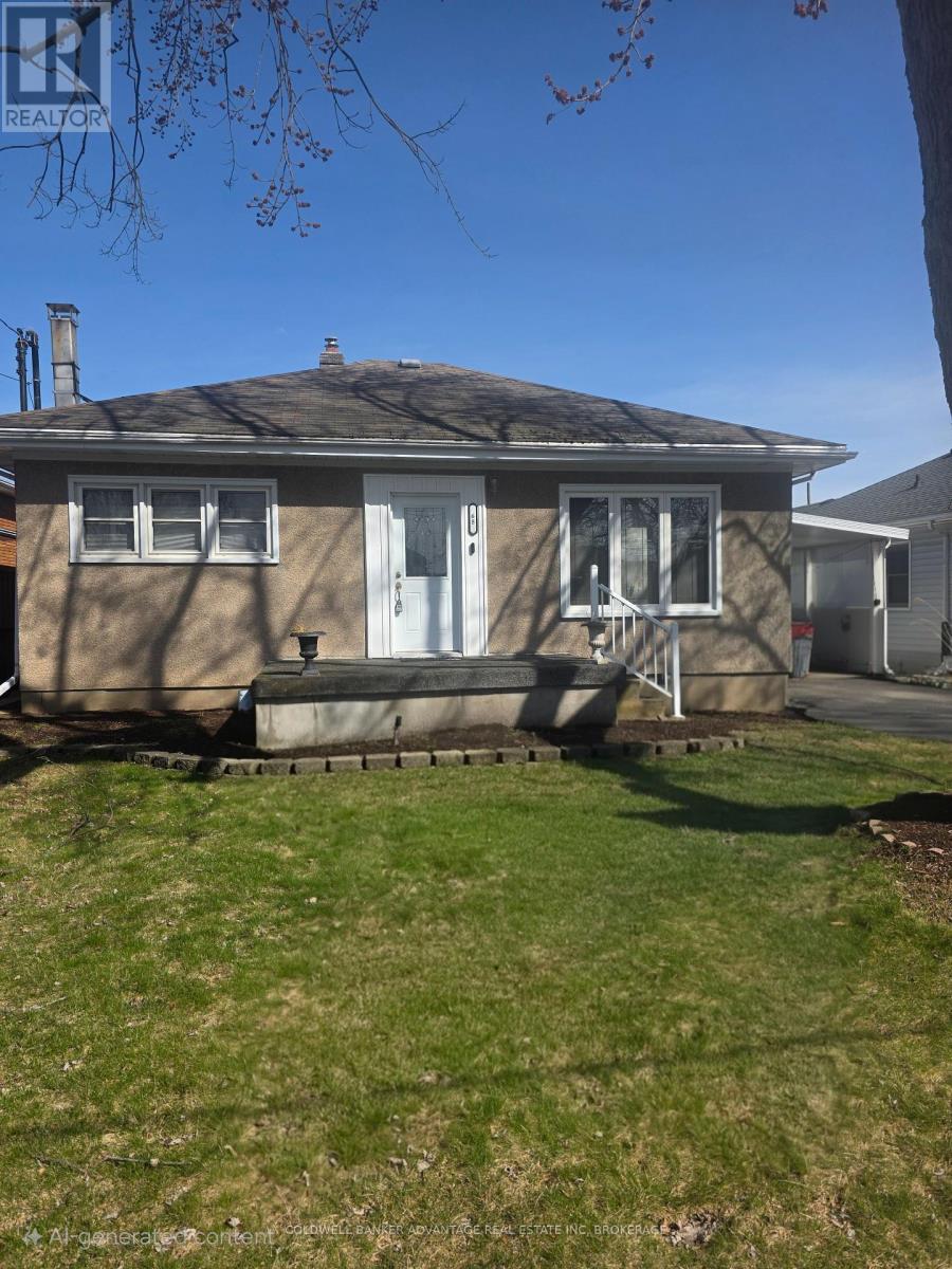68 Cameron Avenue W, Welland (Lincoln/crowland), Ontario  L3B 1K2 - Photo 3 - X12102860