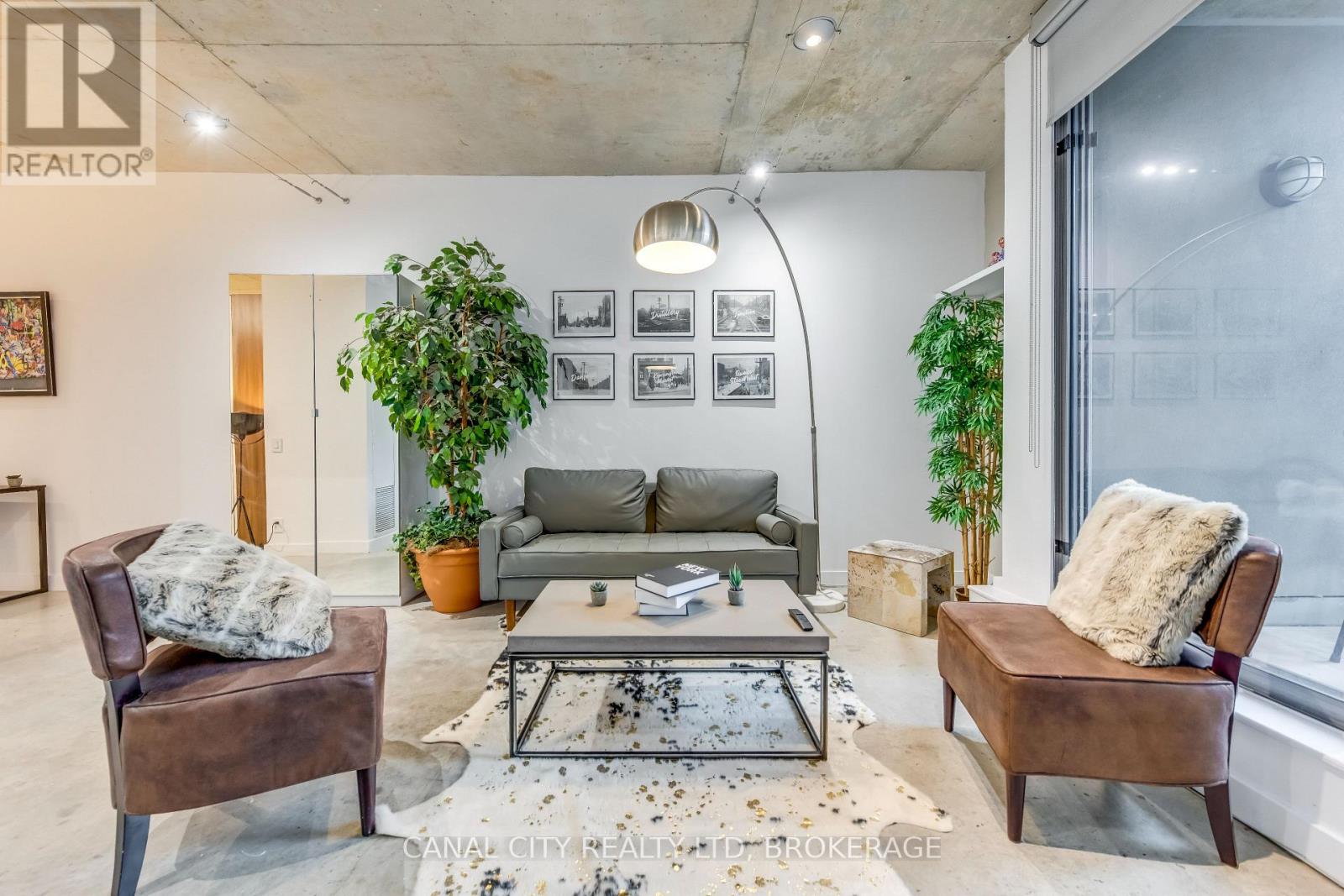 201 - 36 Charlotte Street W, Toronto (Waterfront Communities), Ontario  M5V 3P7 - Photo 11 - C12102910
