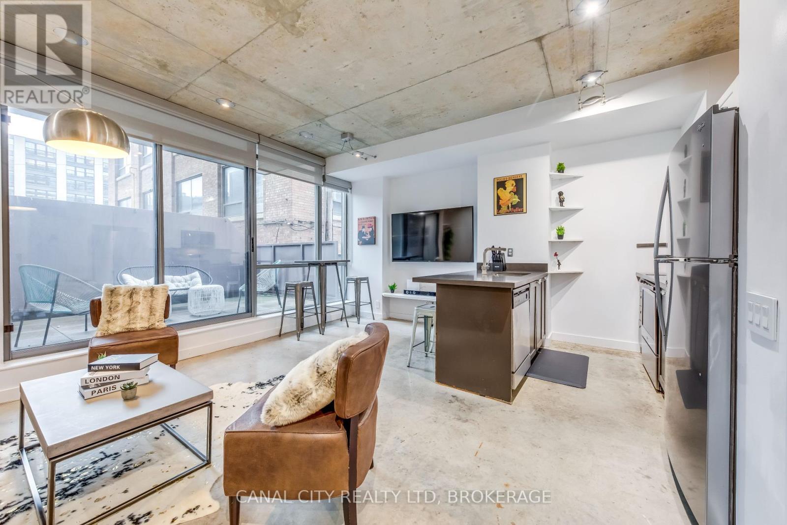 201 - 36 Charlotte Street W, Toronto (Waterfront Communities), Ontario  M5V 3P7 - Photo 6 - C12102910