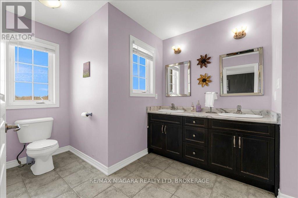187 Cardinal Crescent, Welland (Coyle Creek), Ontario  L3C 0B7 - Photo 15 - X12102971