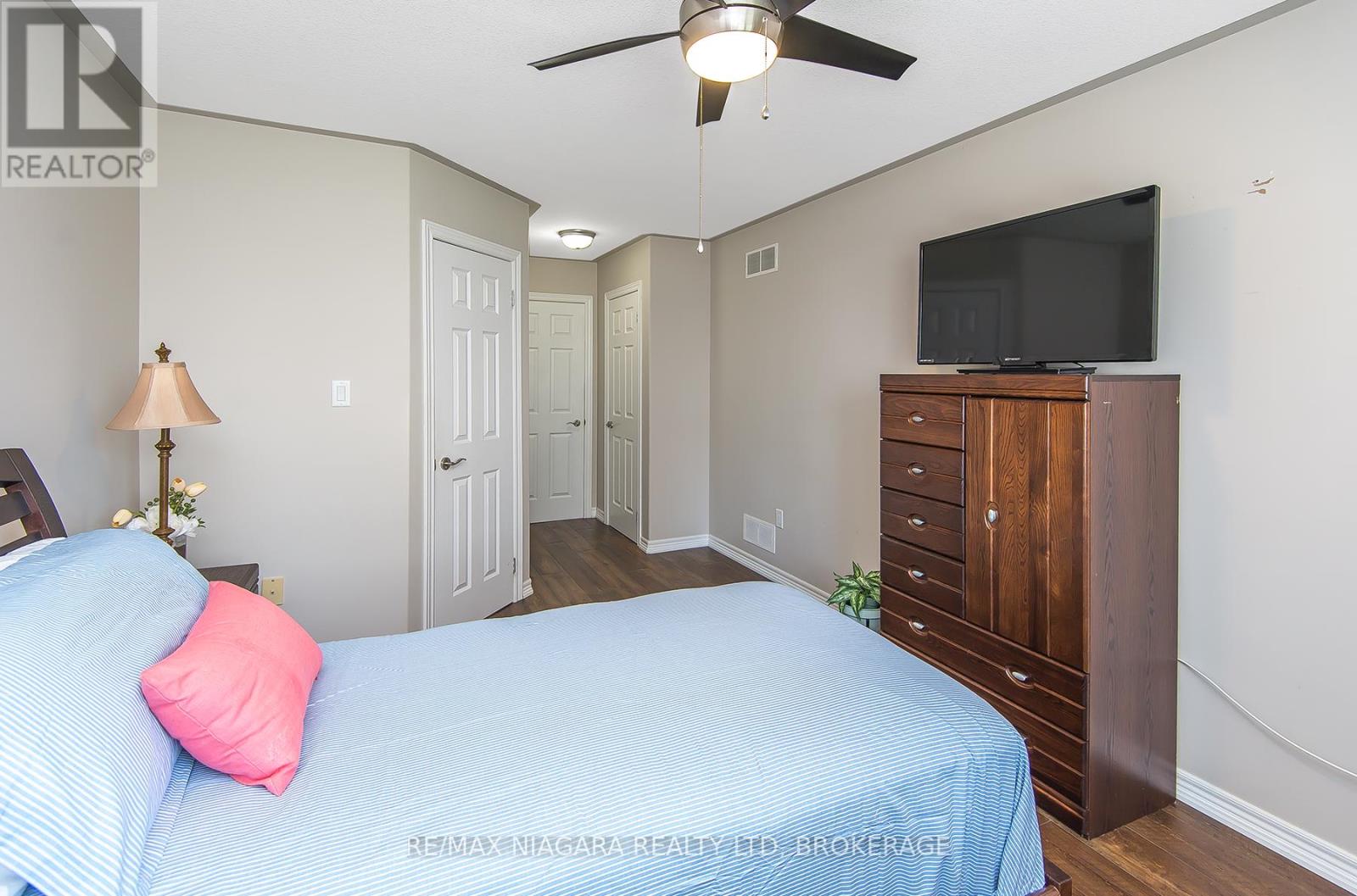67 Bridgewater Court, Welland (N. Welland), Ontario  L3C 7M6 - Photo 24 - X12103375