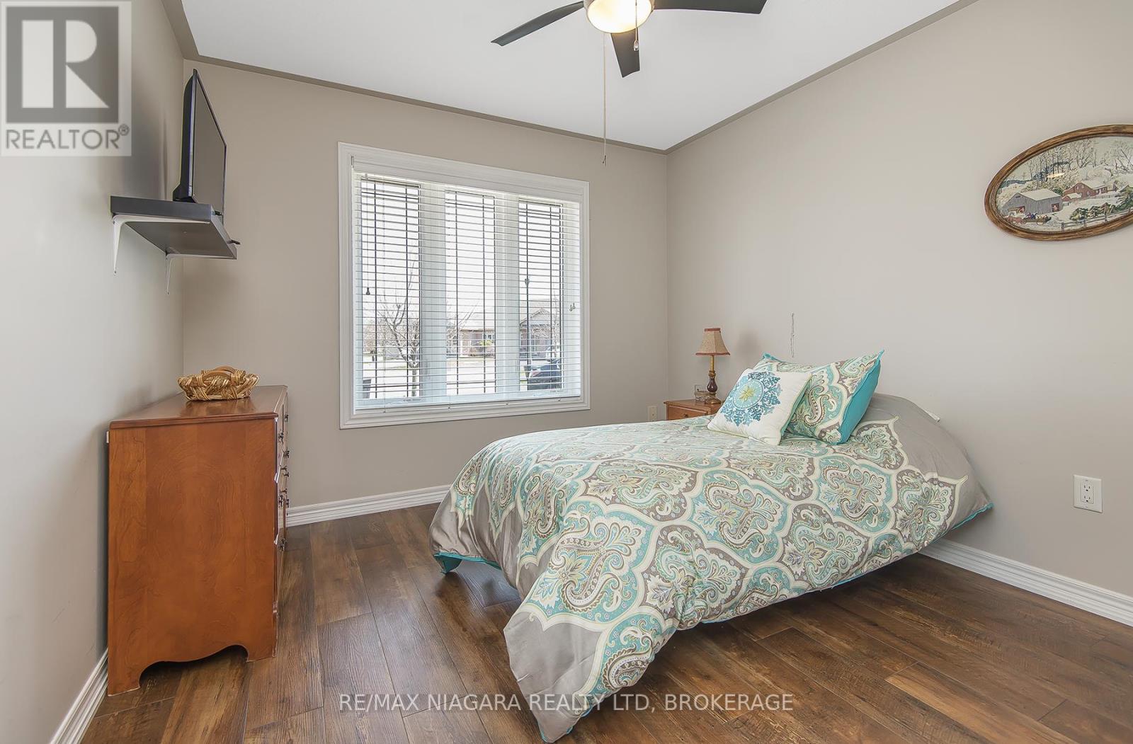 67 Bridgewater Court, Welland (N. Welland), Ontario  L3C 7M6 - Photo 27 - X12103375
