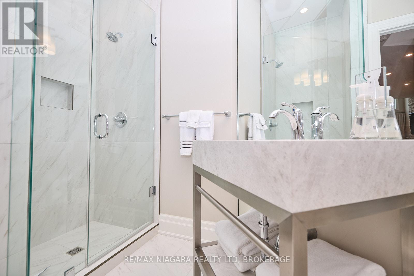 50 Aberdeen Lane S, Niagara-On-The-Lake (Town), Ontario  L0S 1S0 - Photo 25 - X12104517