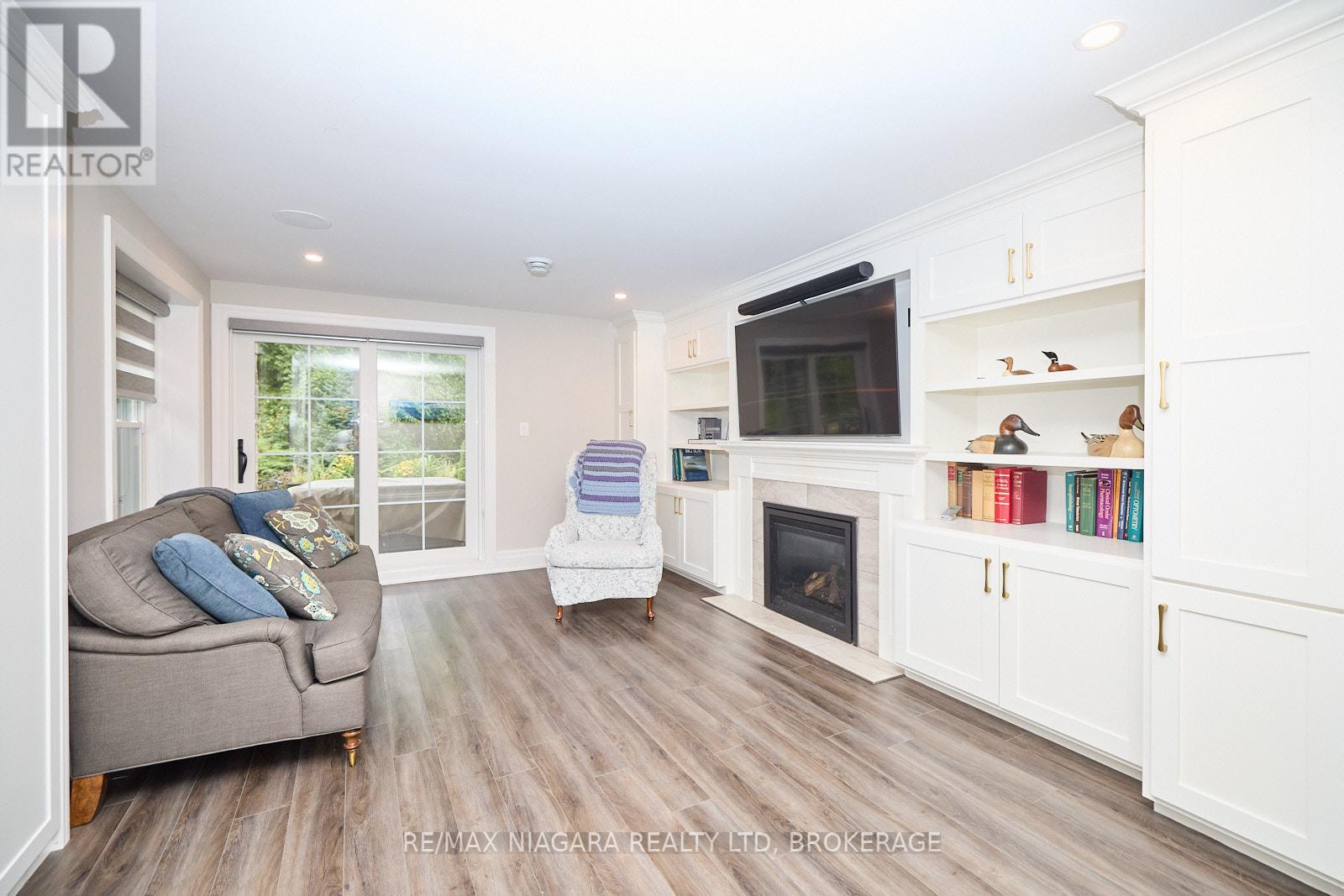 50 Aberdeen Lane S, Niagara-On-The-Lake (Town), Ontario  L0S 1S0 - Photo 27 - X12104517