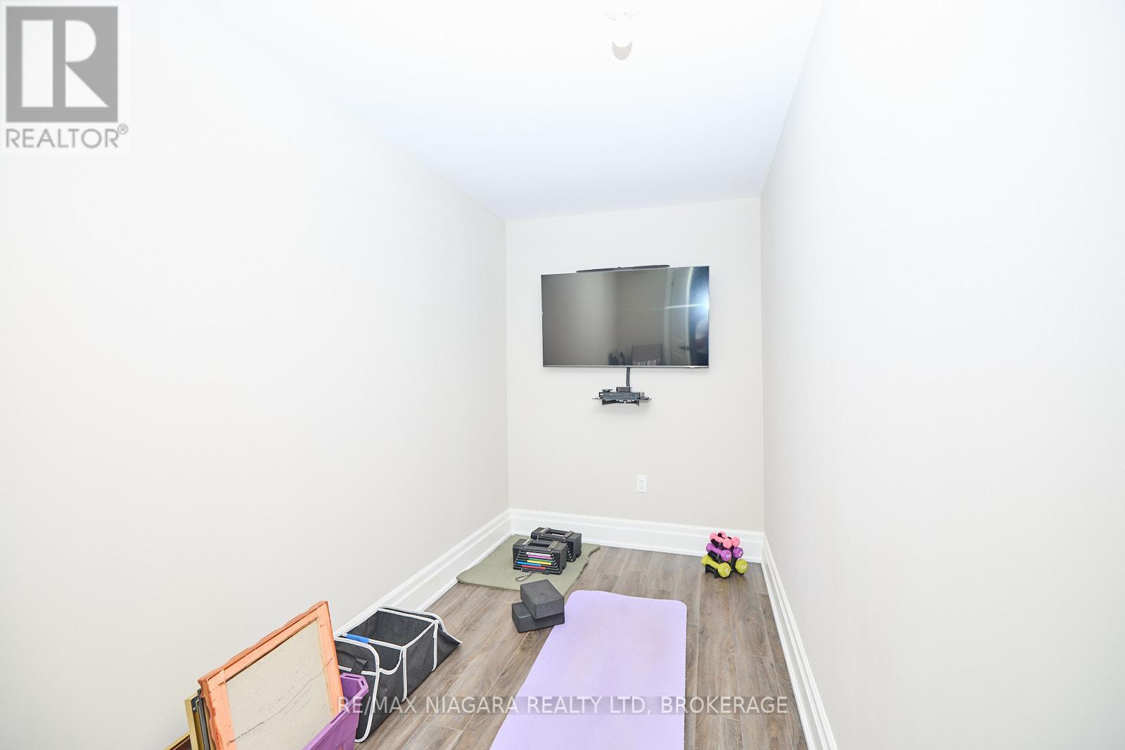 50 Aberdeen Lane S, Niagara-On-The-Lake (Town), Ontario  L0S 1S0 - Photo 30 - X12104517