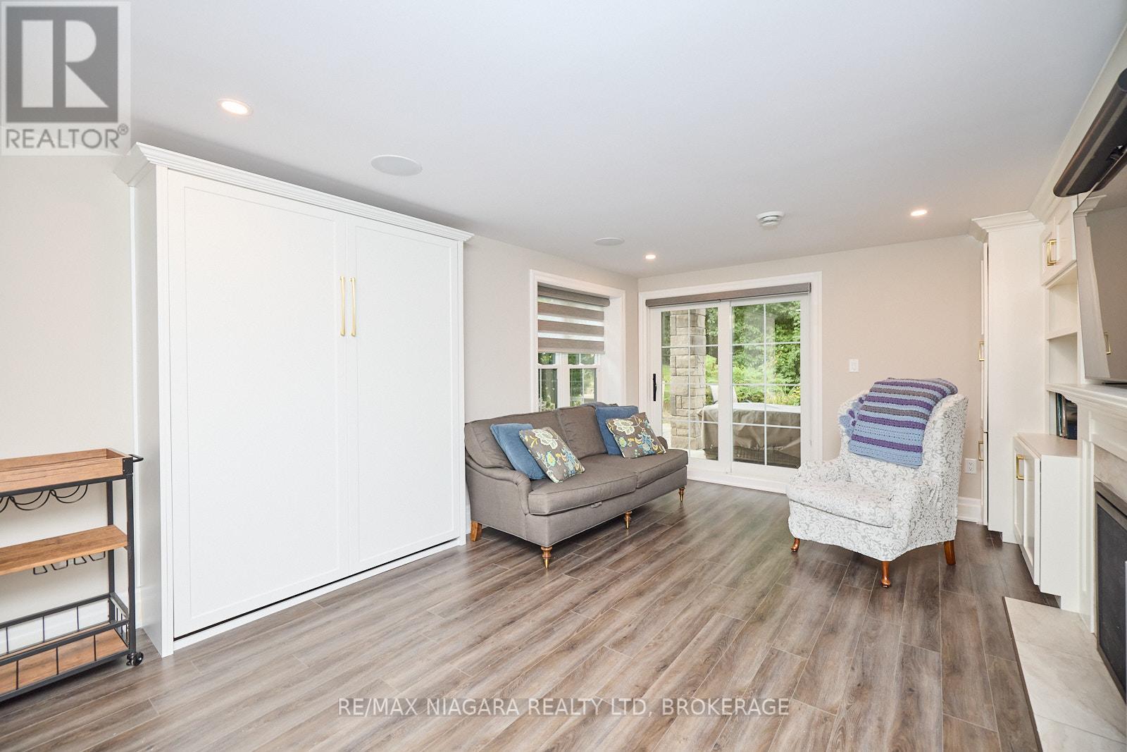 50 Aberdeen Lane S, Niagara-On-The-Lake (Town), Ontario  L0S 1S0 - Photo 31 - X12104517