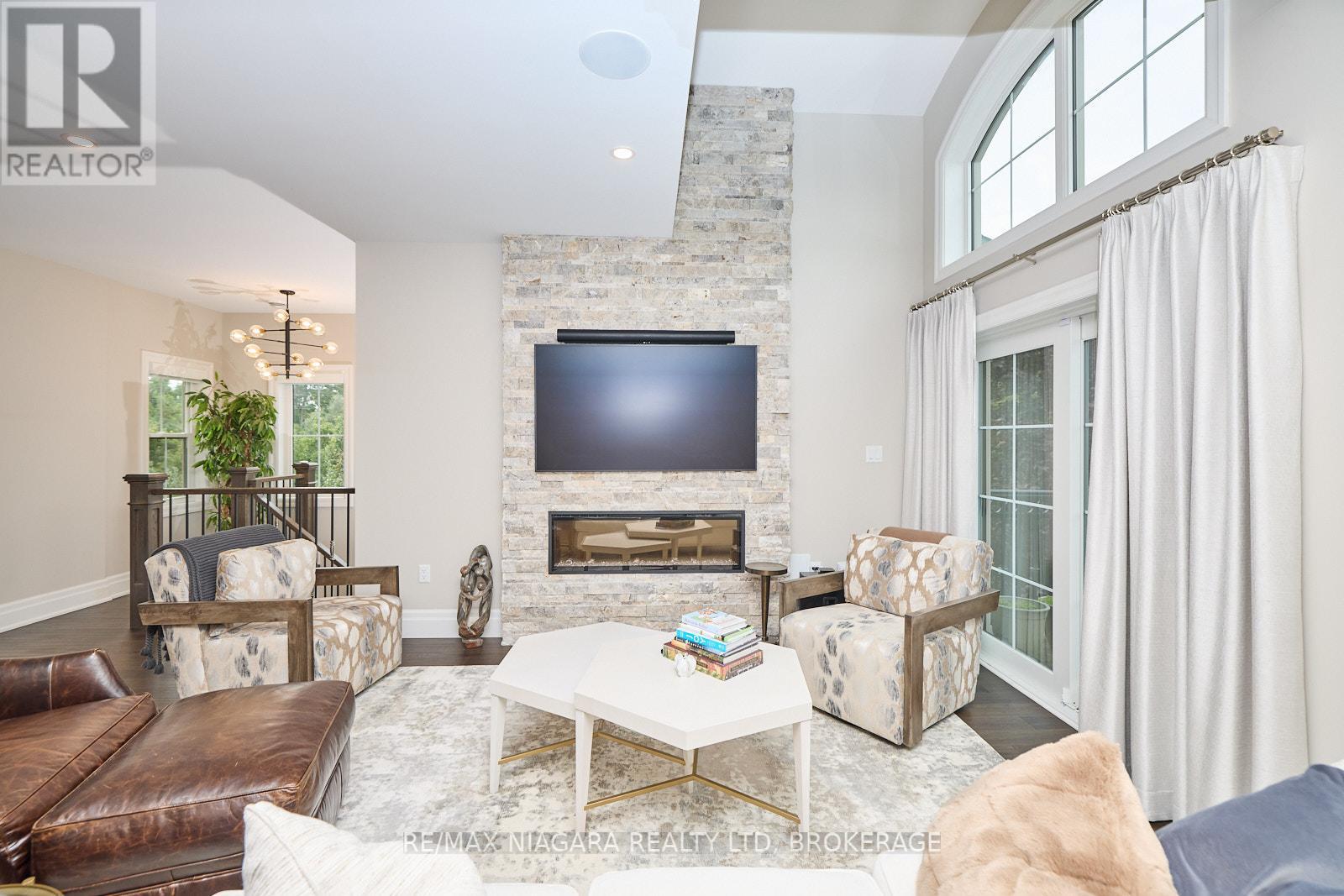 50 Aberdeen Lane S, Niagara-On-The-Lake (Town), Ontario  L0S 1S0 - Photo 7 - X12104517