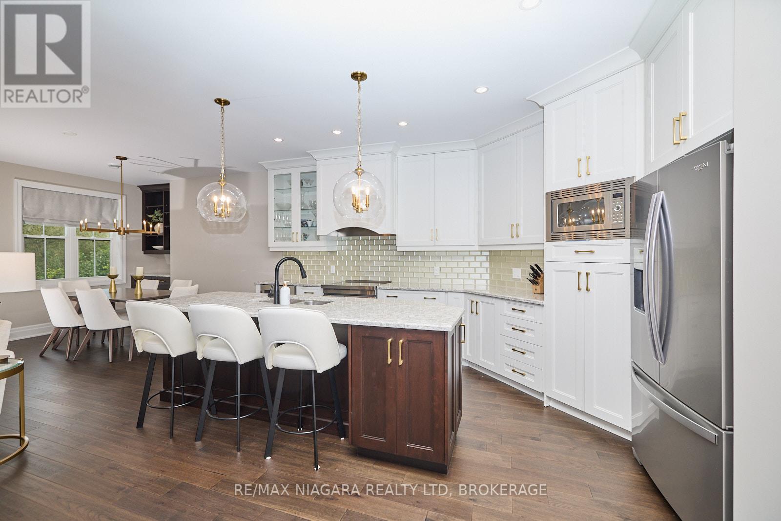 50 Aberdeen Lane S, Niagara-On-The-Lake (Town), Ontario  L0S 1S0 - Photo 9 - X12104517
