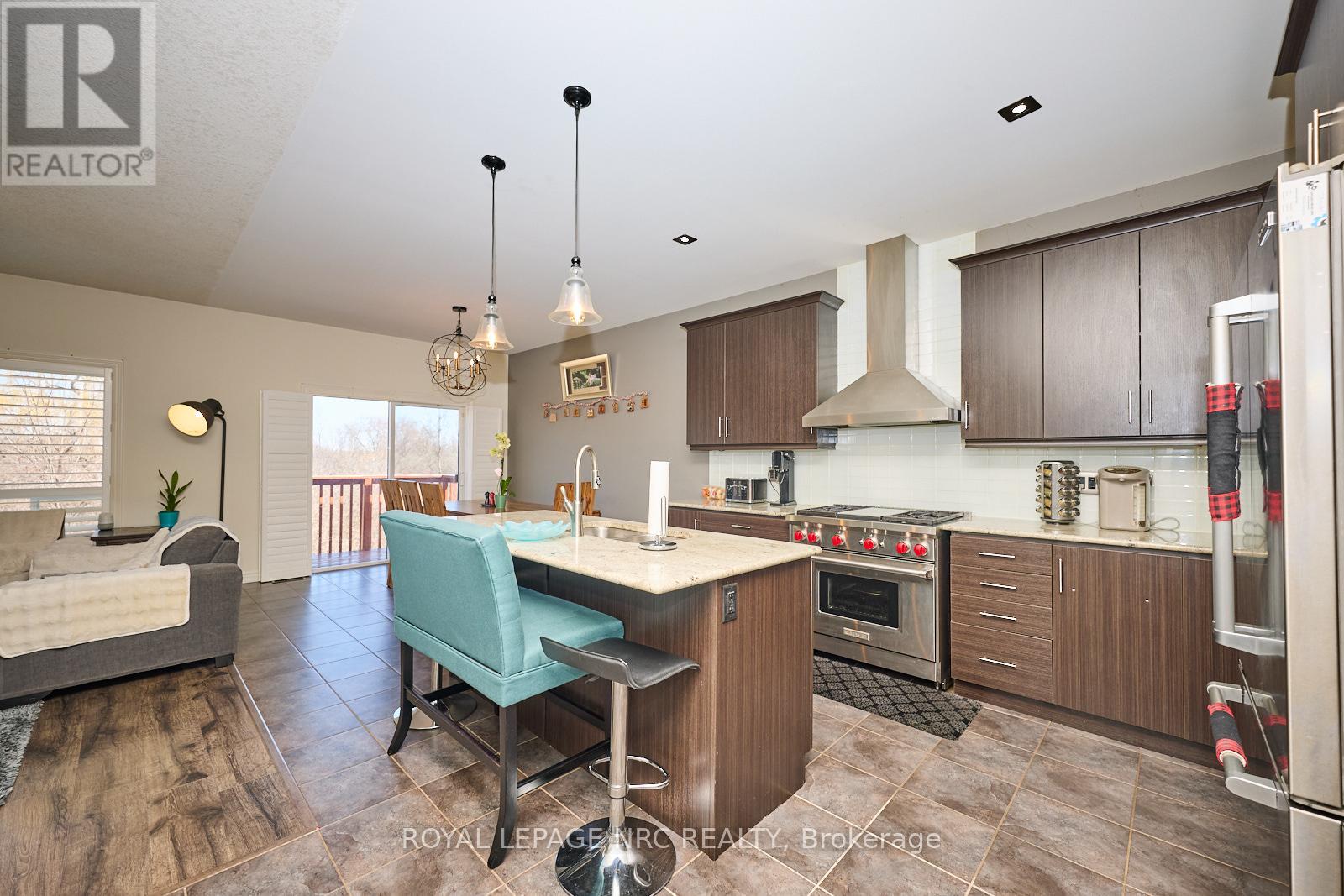 8913 Tallgrass Avenue, Niagara Falls (Lyons Creek), Ontario  L2G 0E6 - Photo 16 - X12104608