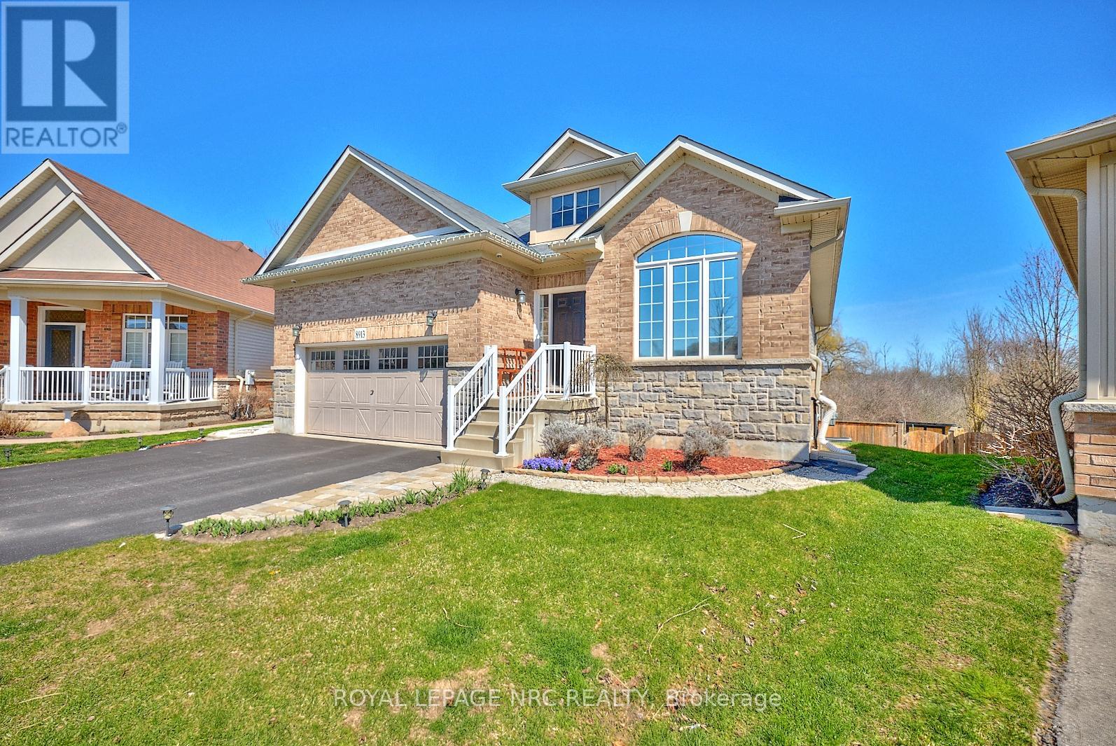 8913 Tallgrass Avenue, Niagara Falls (Lyons Creek), Ontario  L2G 0E6 - Photo 3 - X12104608