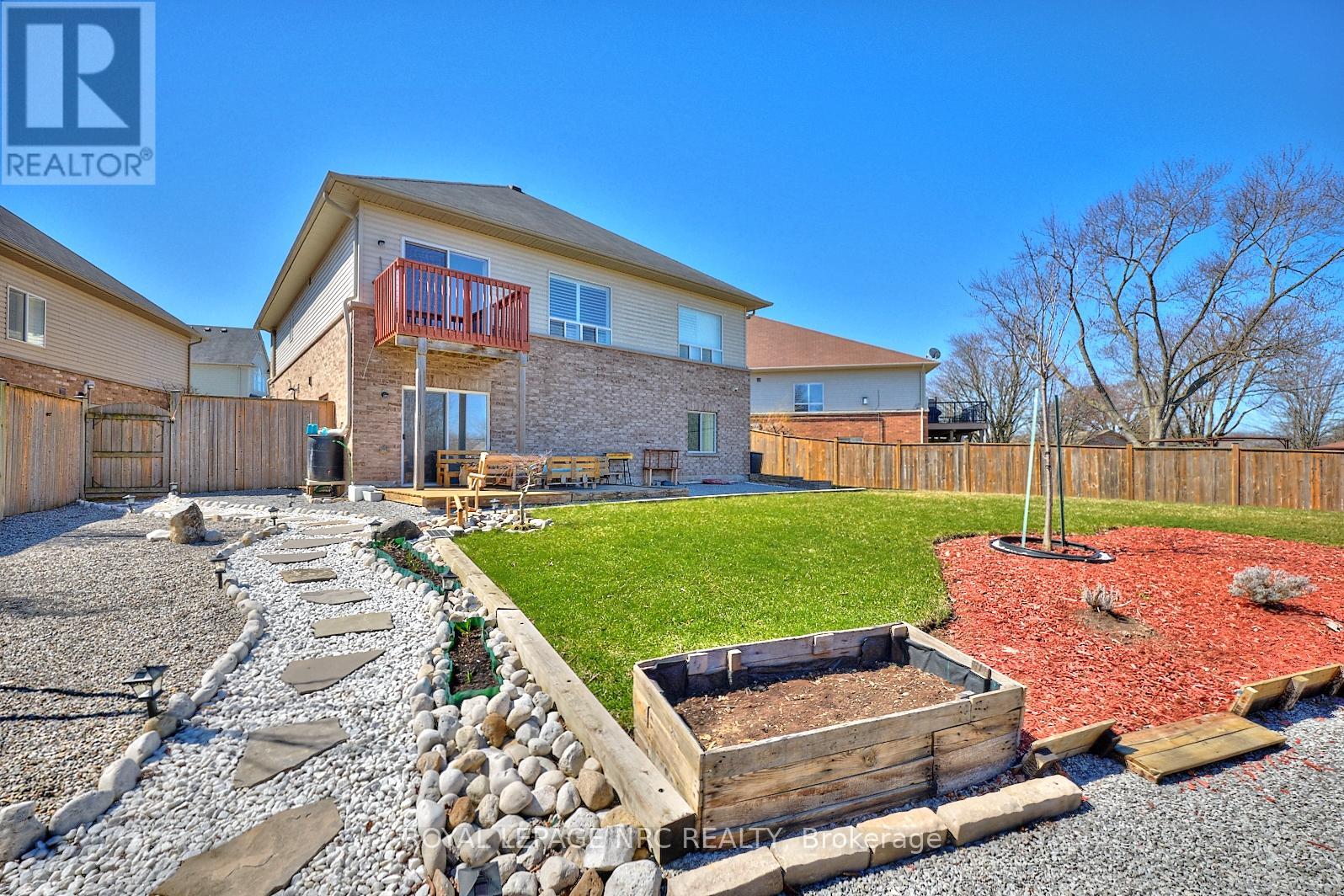 8913 Tallgrass Avenue, Niagara Falls (Lyons Creek), Ontario  L2G 0E6 - Photo 7 - X12104608