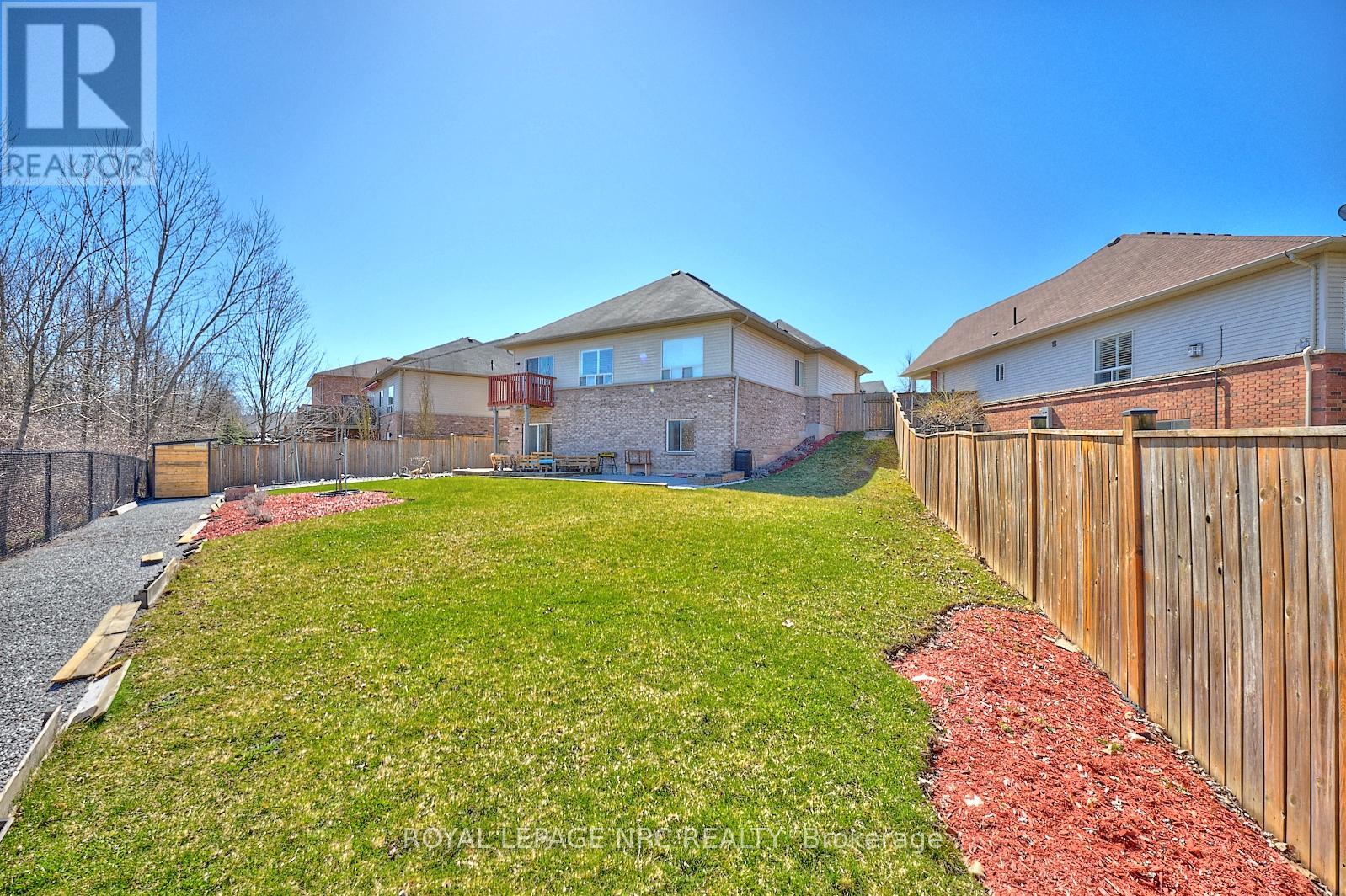 8913 Tallgrass Avenue, Niagara Falls (Lyons Creek), Ontario  L2G 0E6 - Photo 9 - X12104608