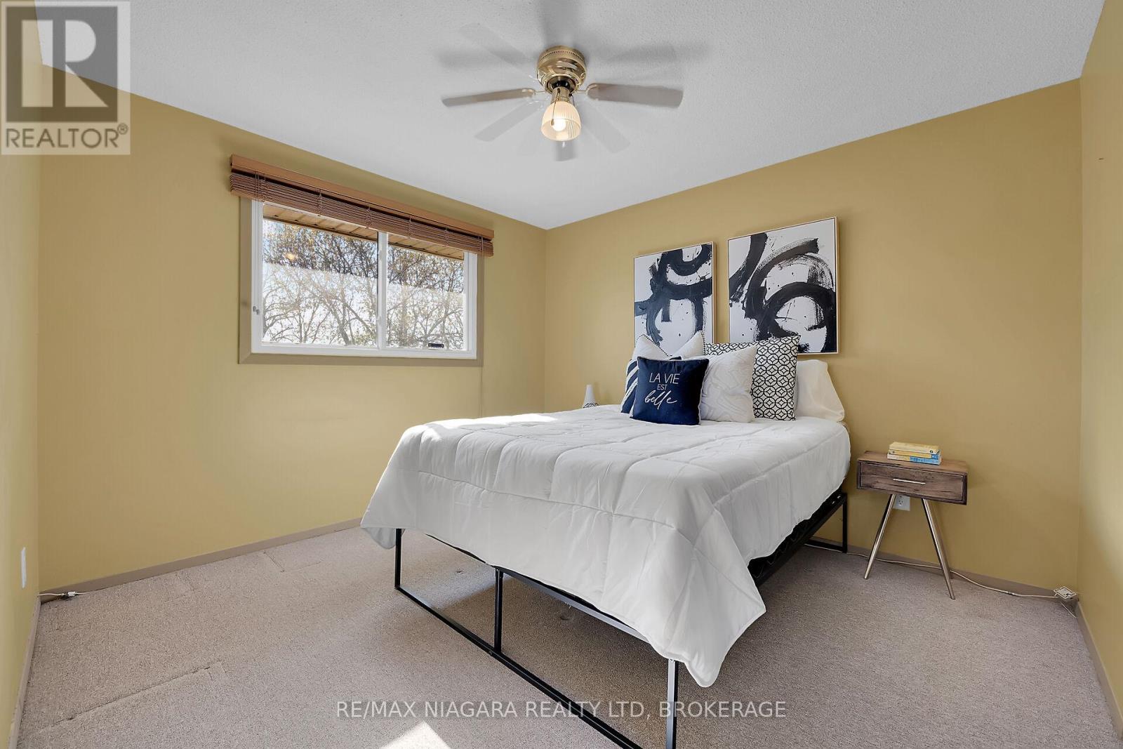 70 Loraine Drive, St. Catharines (Oakdale), Ontario  L2P 3N8 - Photo 17 - X12104613