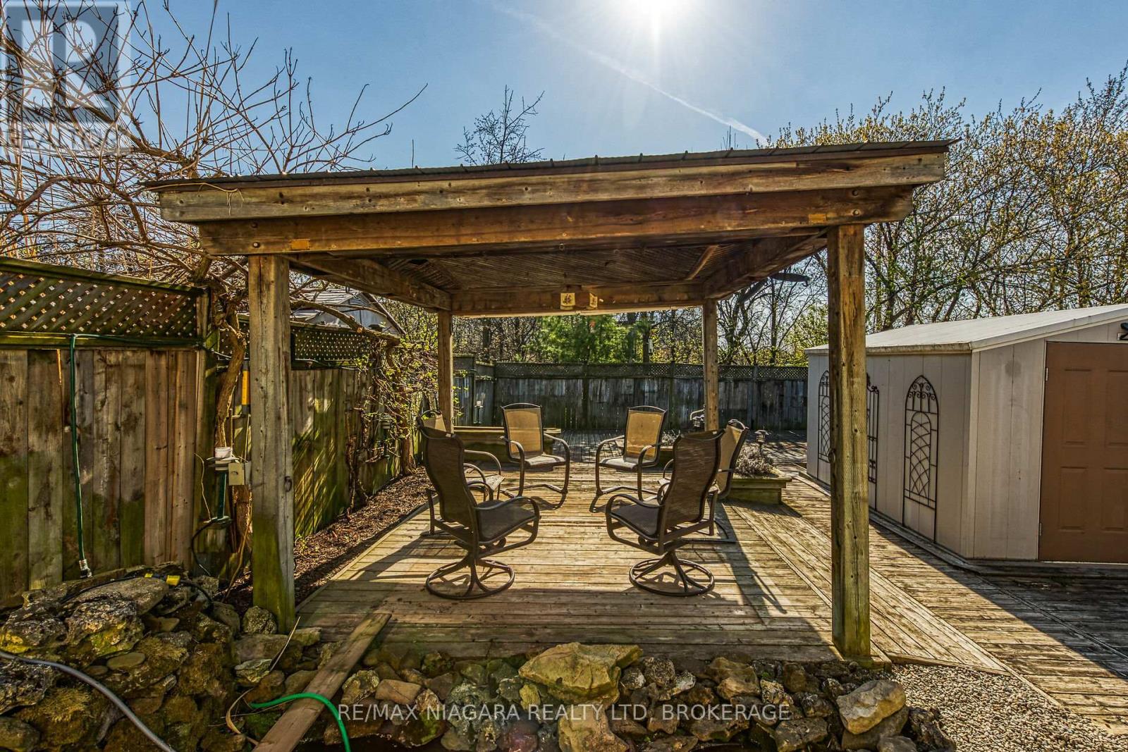 70 Loraine Drive, St. Catharines (Oakdale), Ontario  L2P 3N8 - Photo 45 - X12104613