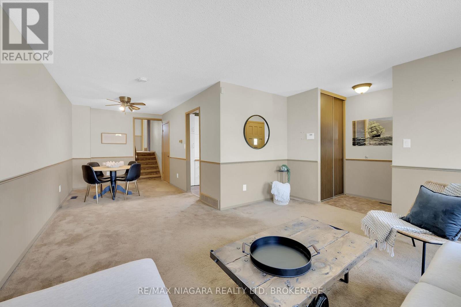 70 Loraine Drive, St. Catharines (Oakdale), Ontario  L2P 3N8 - Photo 8 - X12104613