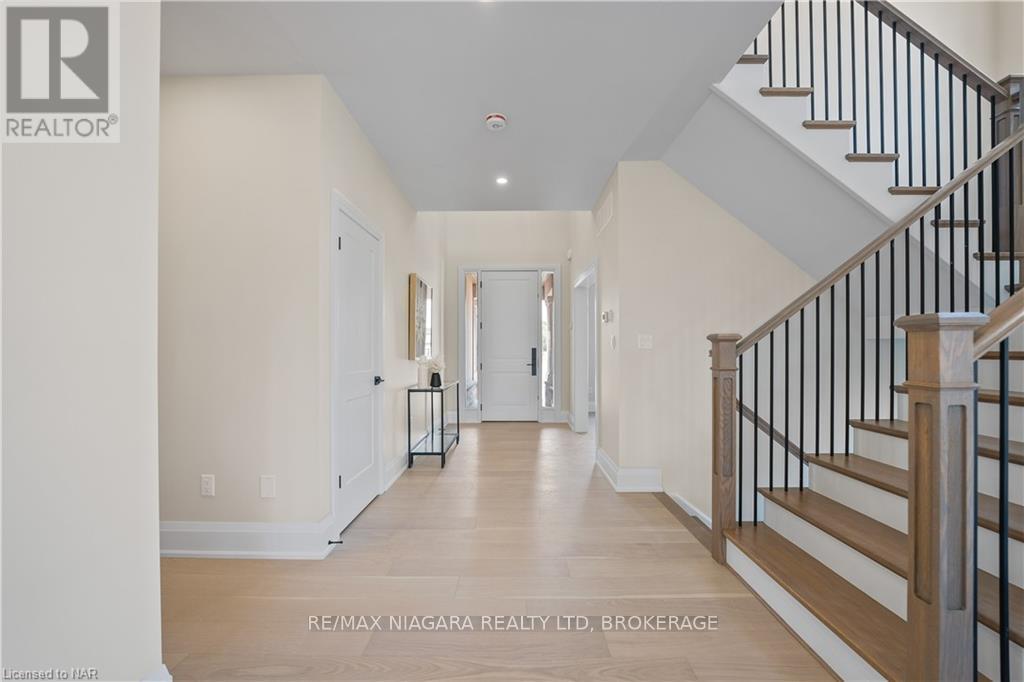Lot 24 - 6140 Curlin Crescent, Niagara Falls (Forestview), Ontario  L2H 1H4 - Photo 5 - X12104938
