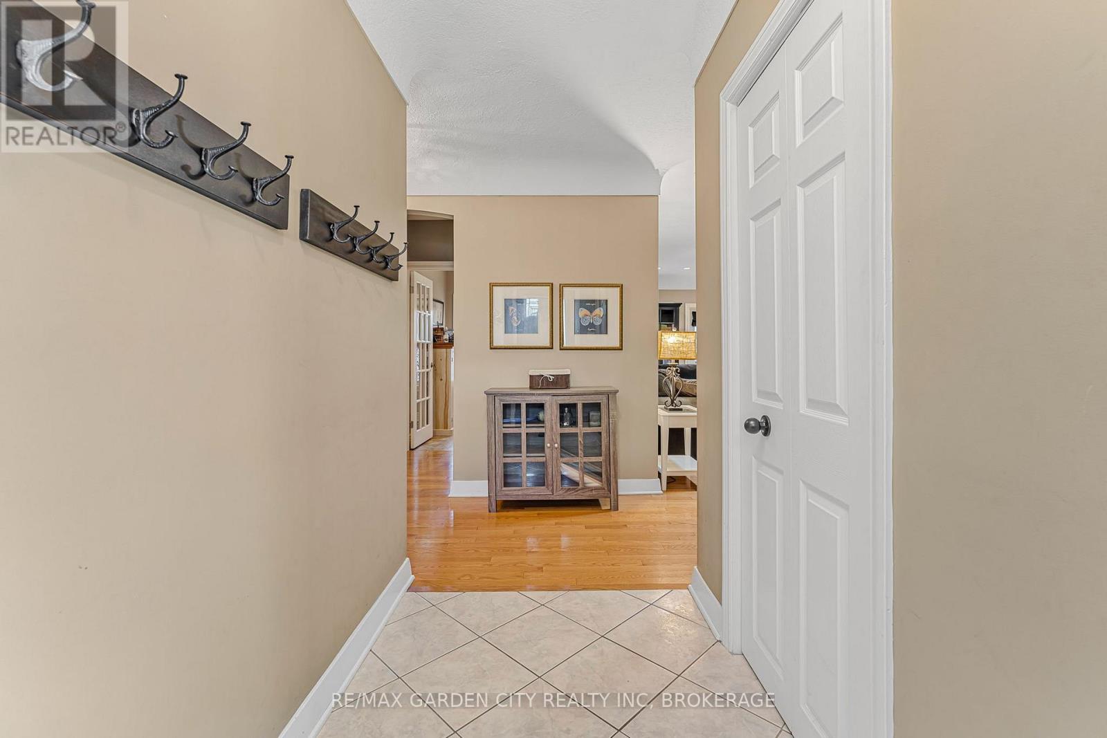 14 Peachtree Parkway, Pelham (Fonthill), Ontario  L0S 1E0 - Photo 33 - X12105012