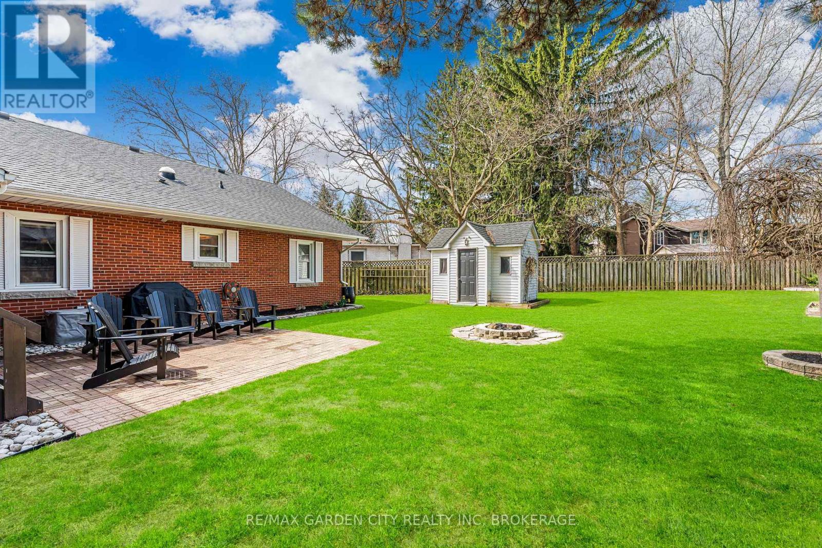 14 Peachtree Parkway, Pelham (Fonthill), Ontario  L0S 1E0 - Photo 36 - X12105012