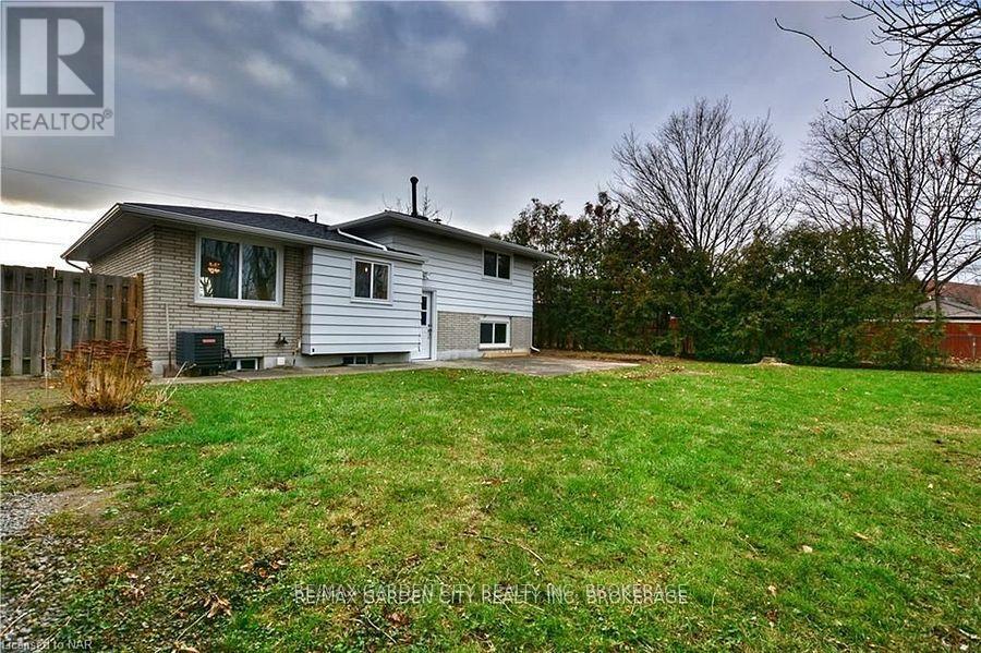 Main - 49 Bendingroad Crescent, St. Catharines (Lakeport), Ontario  L2N 5R4 - Photo 10 - X12106320