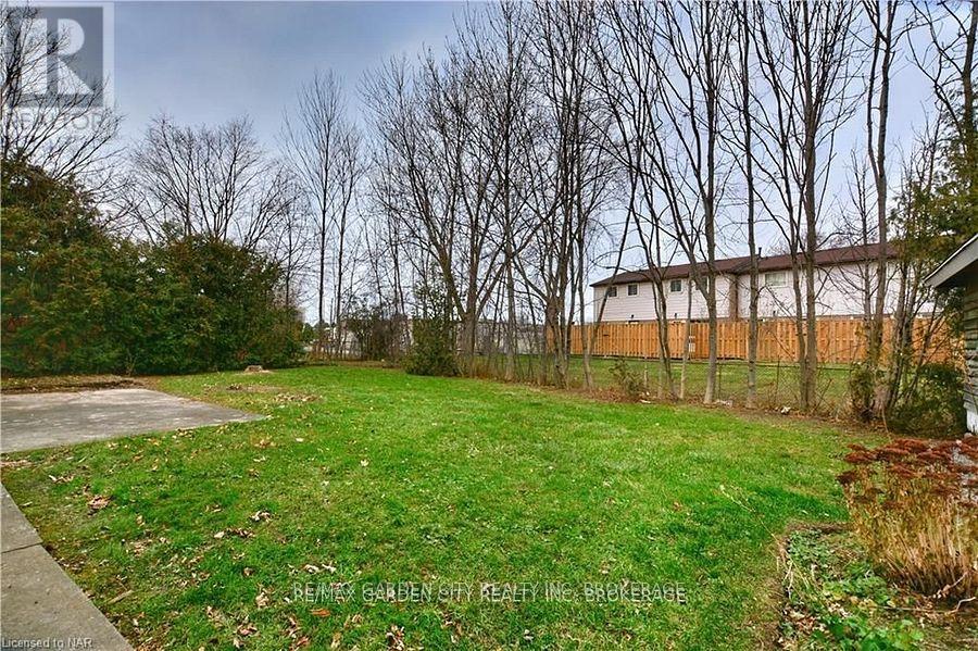 Main - 49 Bendingroad Crescent, St. Catharines (Lakeport), Ontario  L2N 5R4 - Photo 11 - X12106320