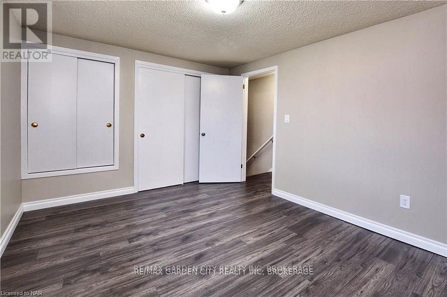 Main - 49 Bendingroad Crescent, St. Catharines (Lakeport), Ontario  L2N 5R4 - Photo 7 - X12106320
