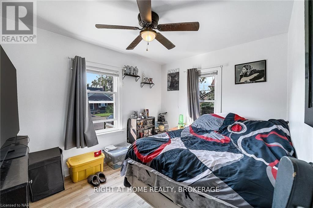 6437 Barker Street, Niagara Falls (Dorchester), Ontario  L2G 1Y6 - Photo 11 - X11974011