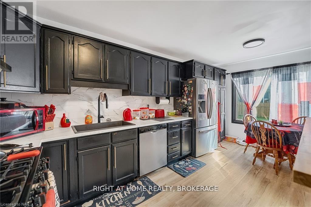 6437 Barker Street, Niagara Falls (Dorchester), Ontario  L2G 1Y6 - Photo 7 - X11974011